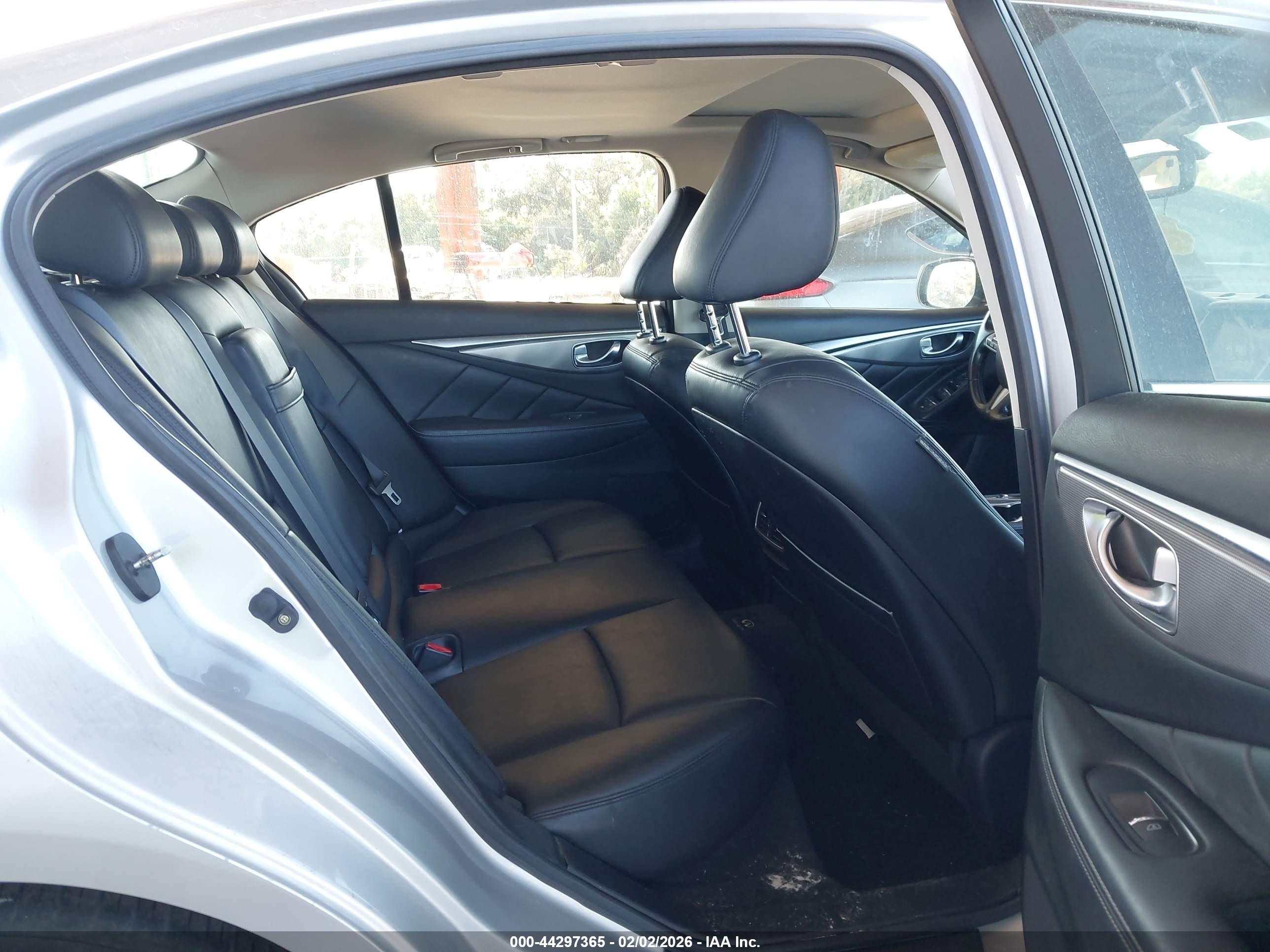 INFINITI Q50 image 8