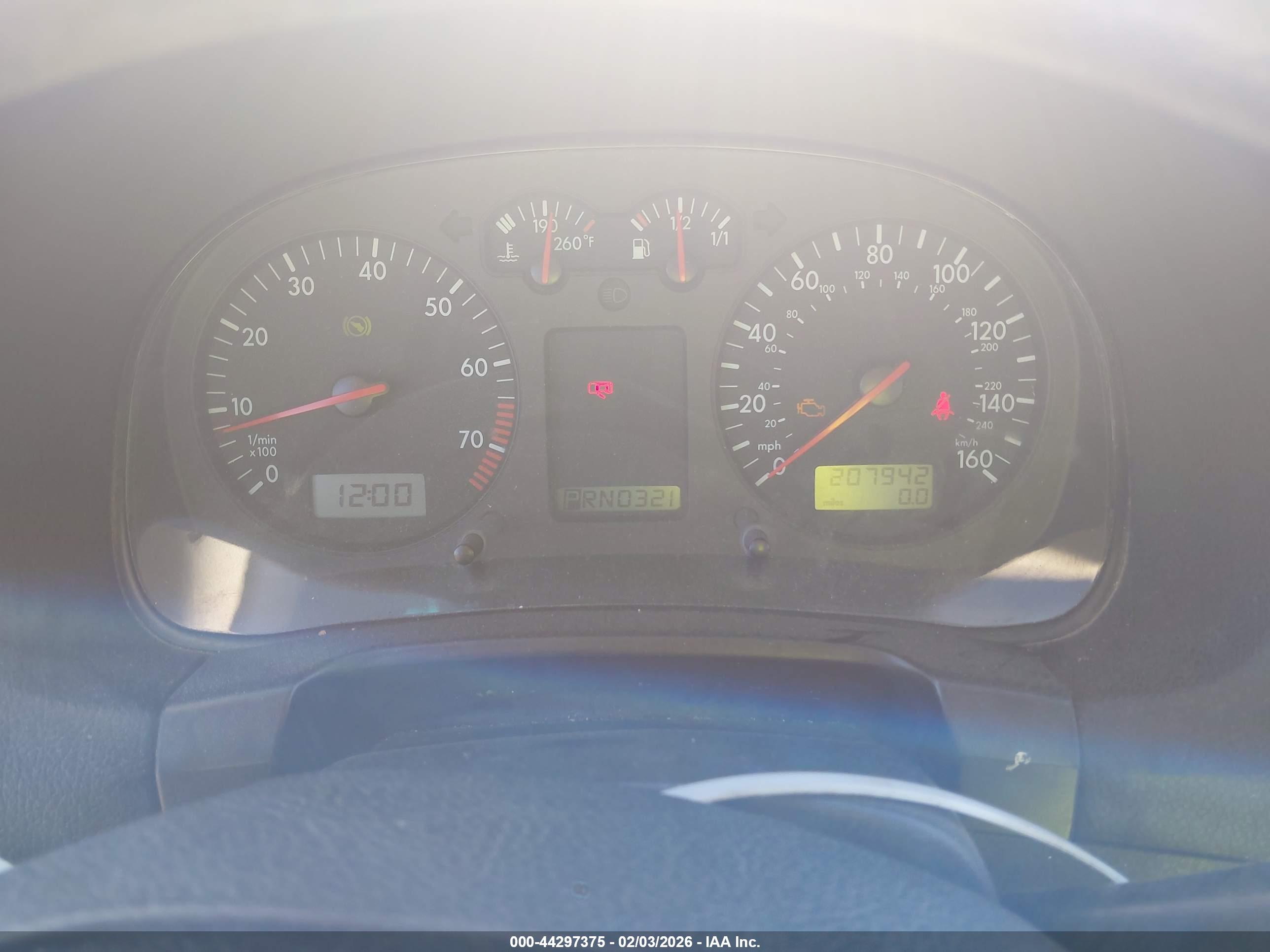 VOLKSWAGEN GOLF image 7