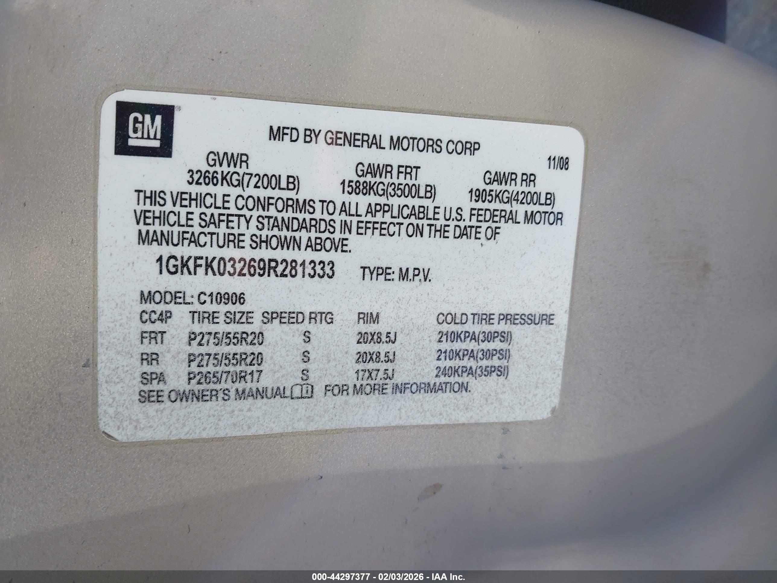 GMC YUKON image 9