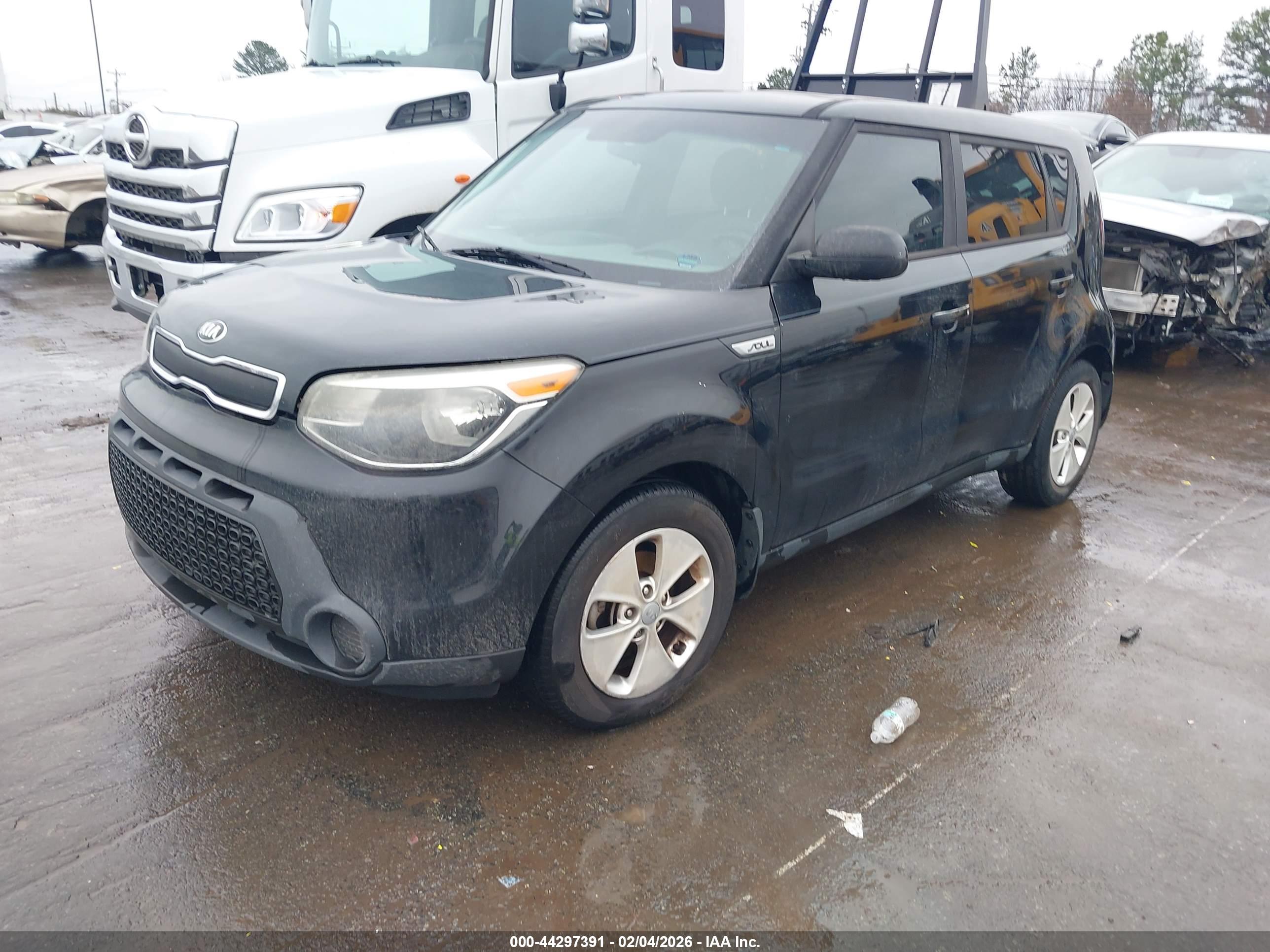 KIA SOUL image 2