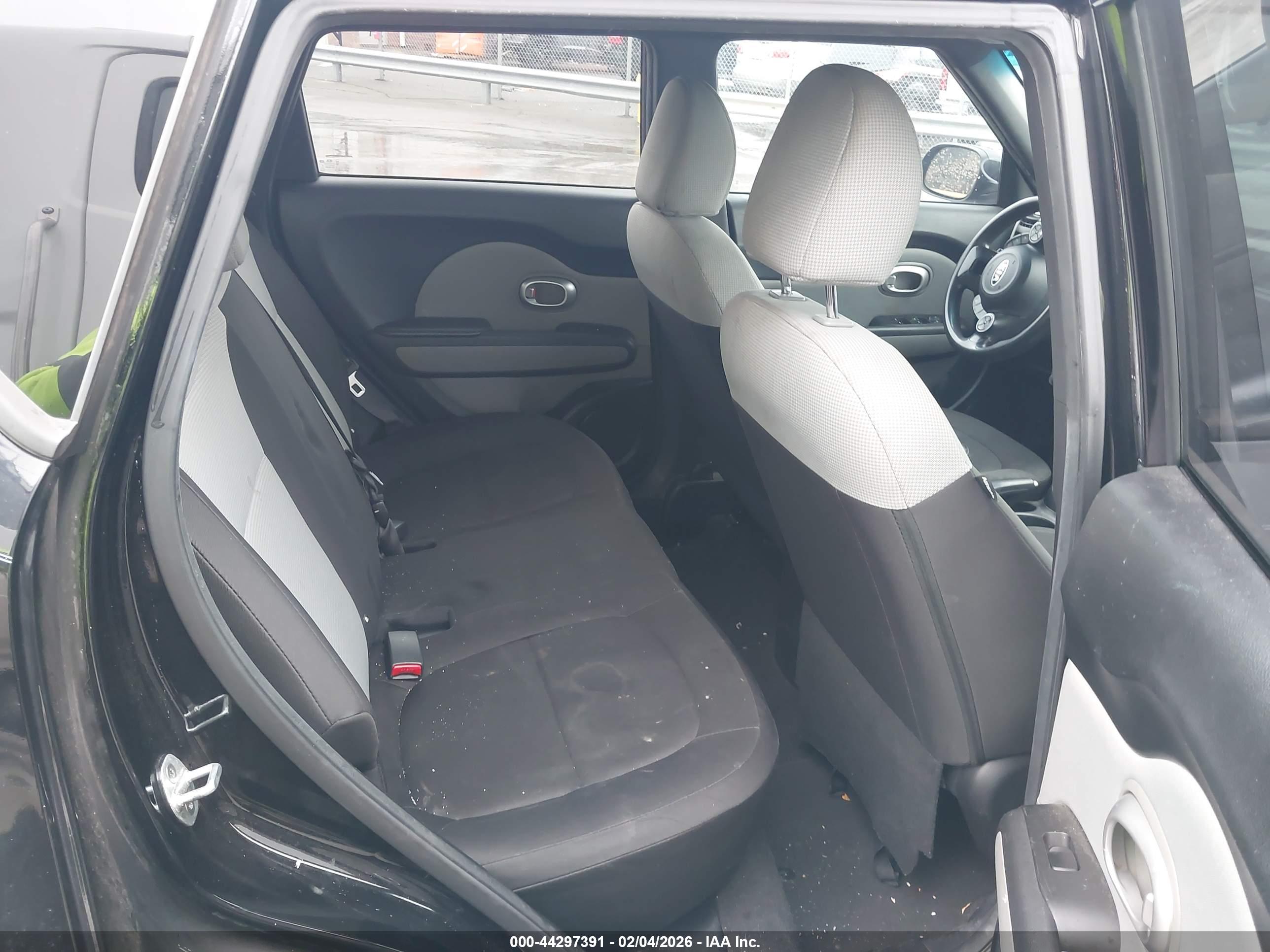 KIA SOUL image 8