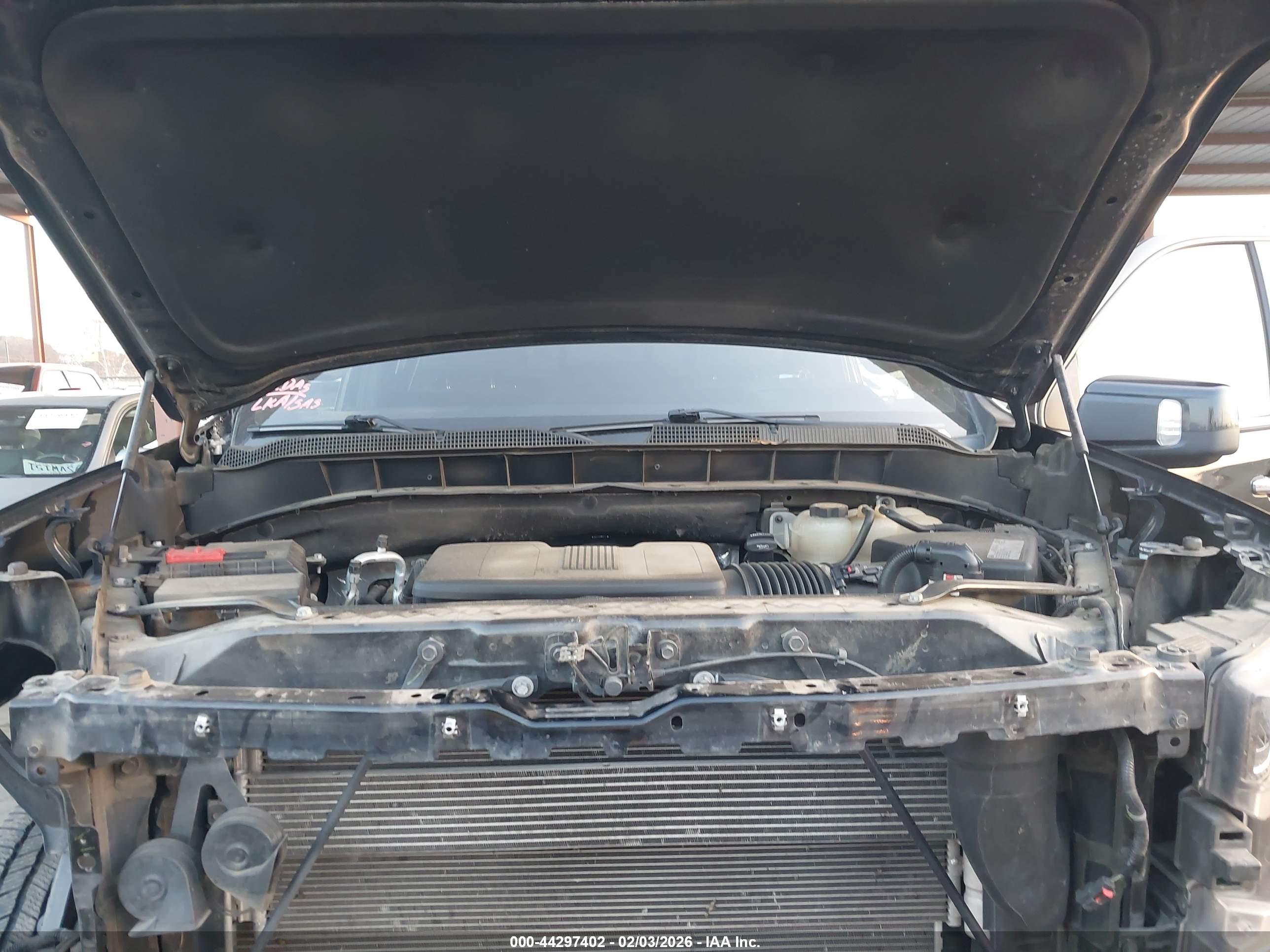CHEVROLET SILVERADO image 10