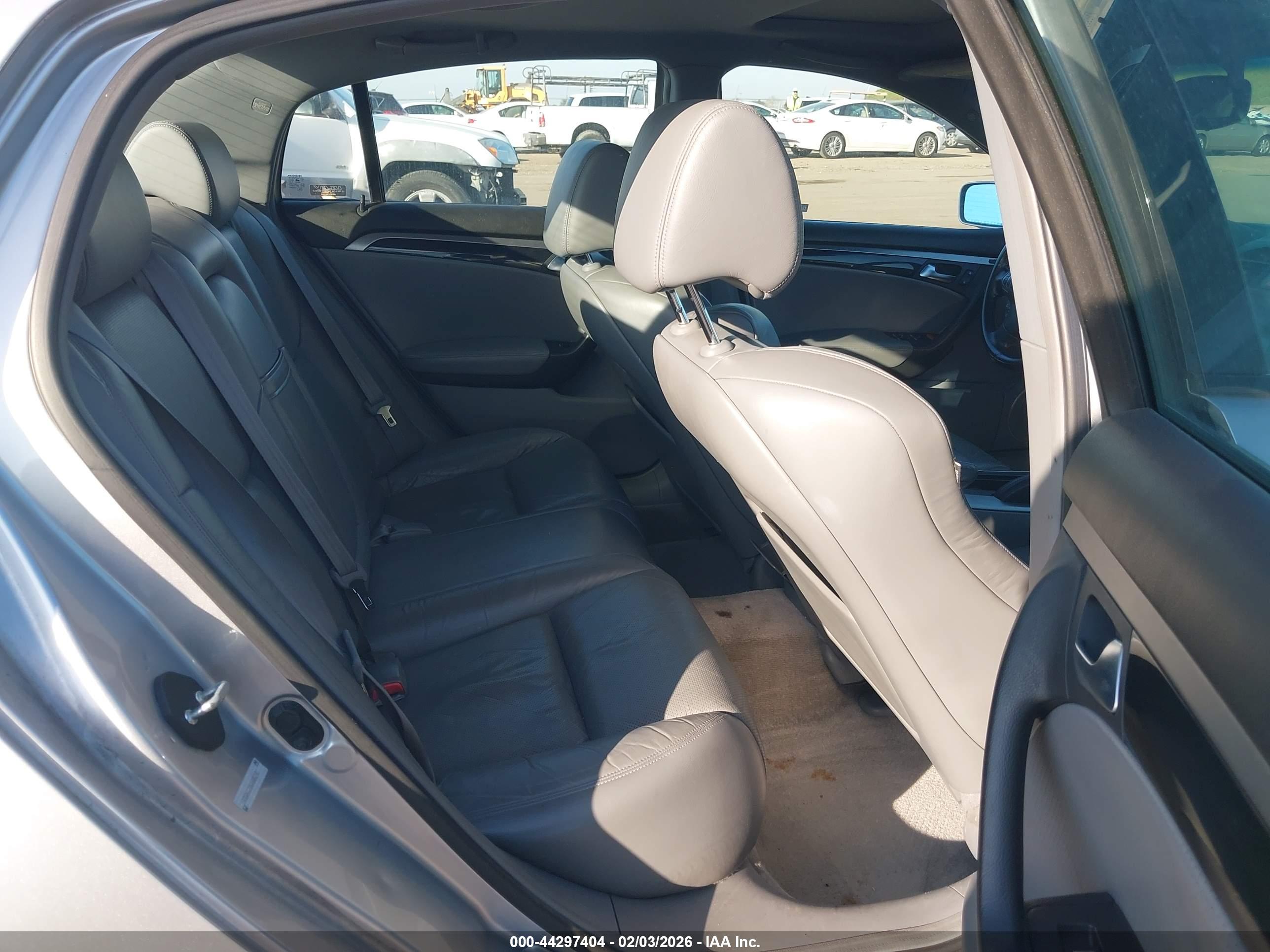 ACURA TL image 8