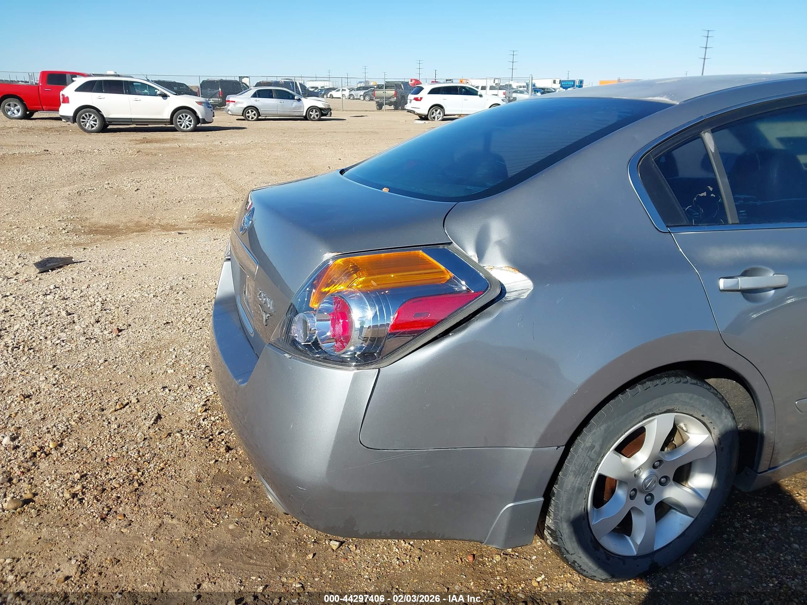 NISSAN ALTIMA image 6
