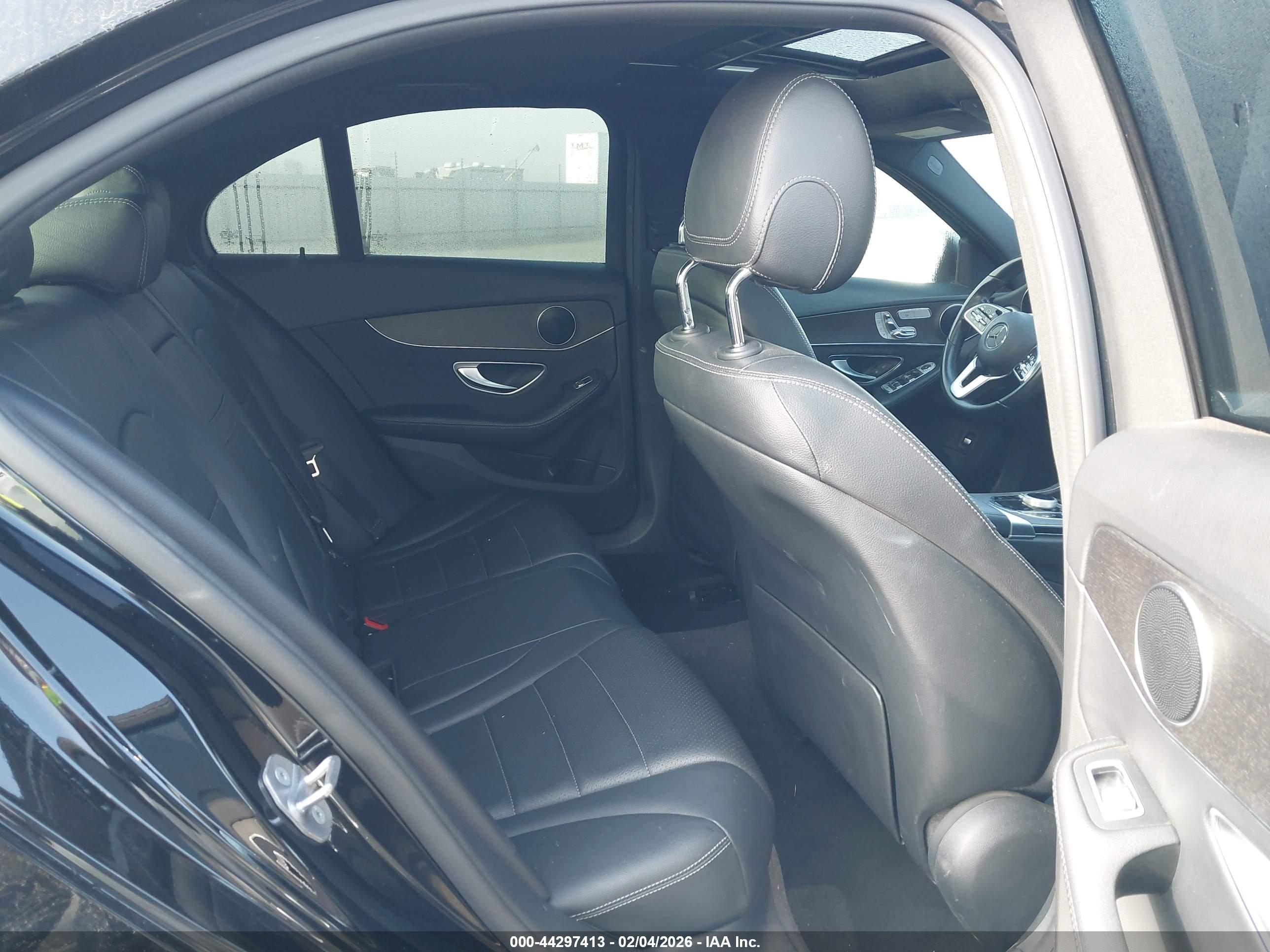 MERCEDES-BENZ C image 8
