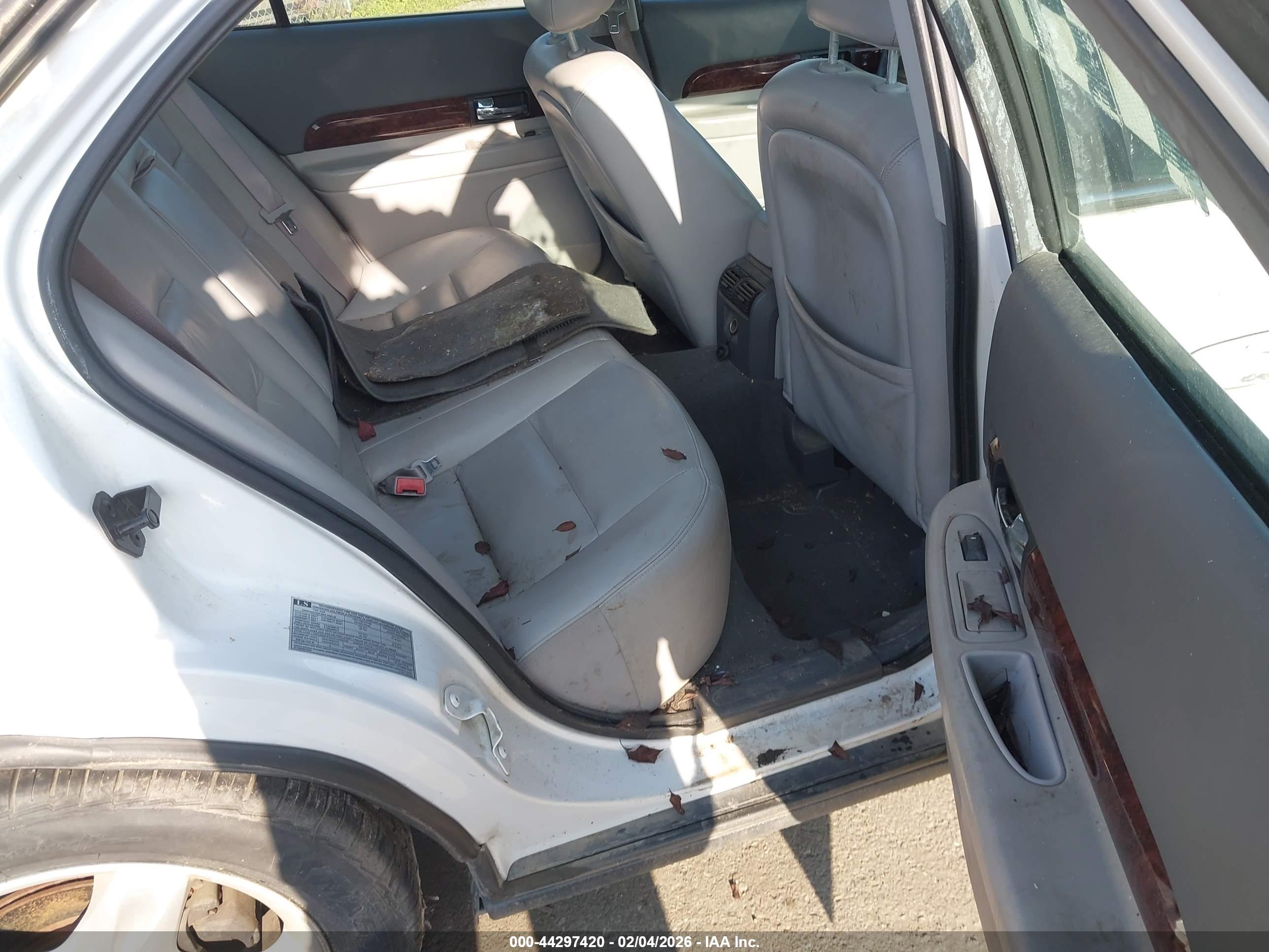 LINCOLN LS image 8