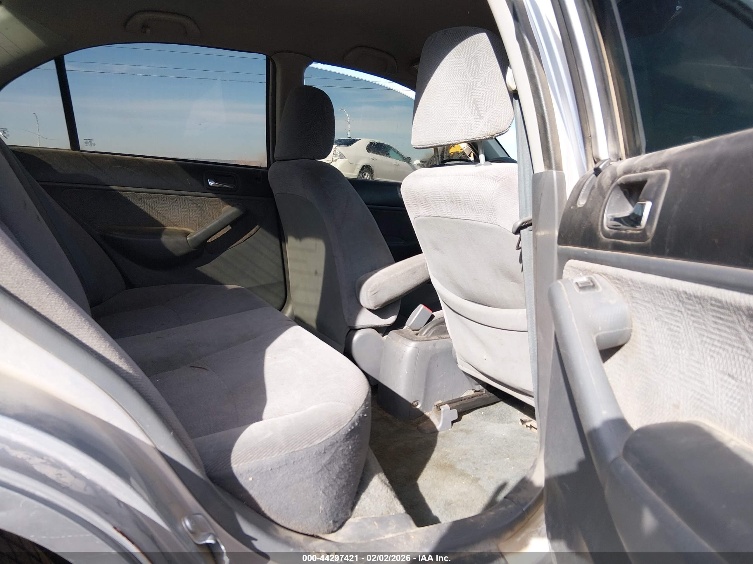 HONDA CIVIC image 8