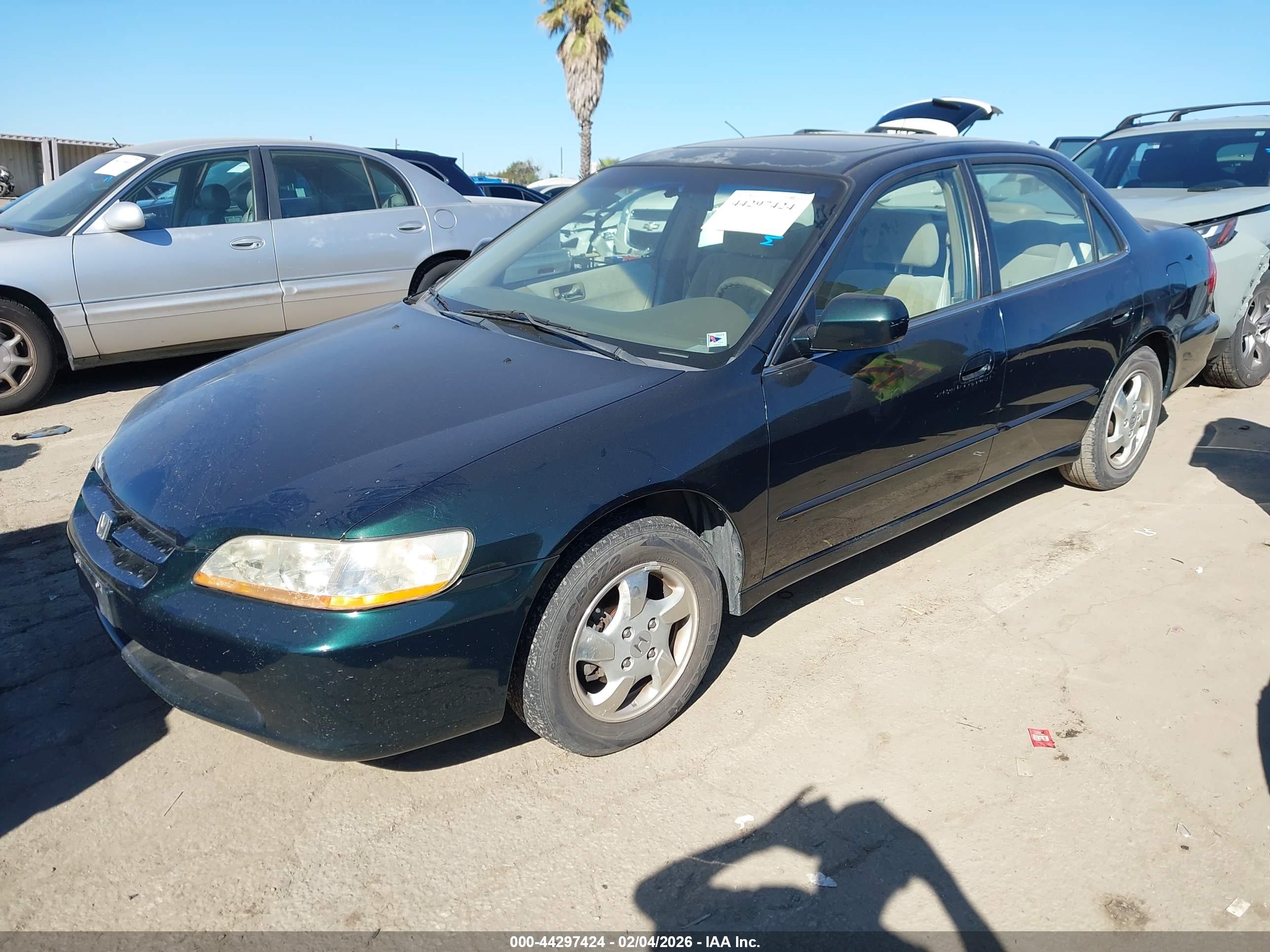 HONDA ACCORD image 2
