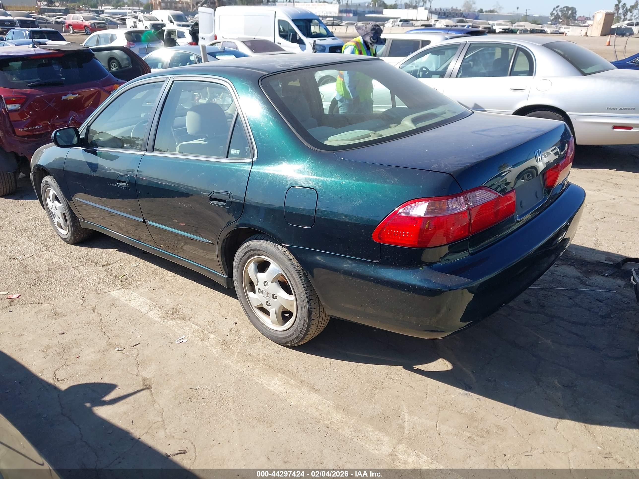 HONDA ACCORD image 3