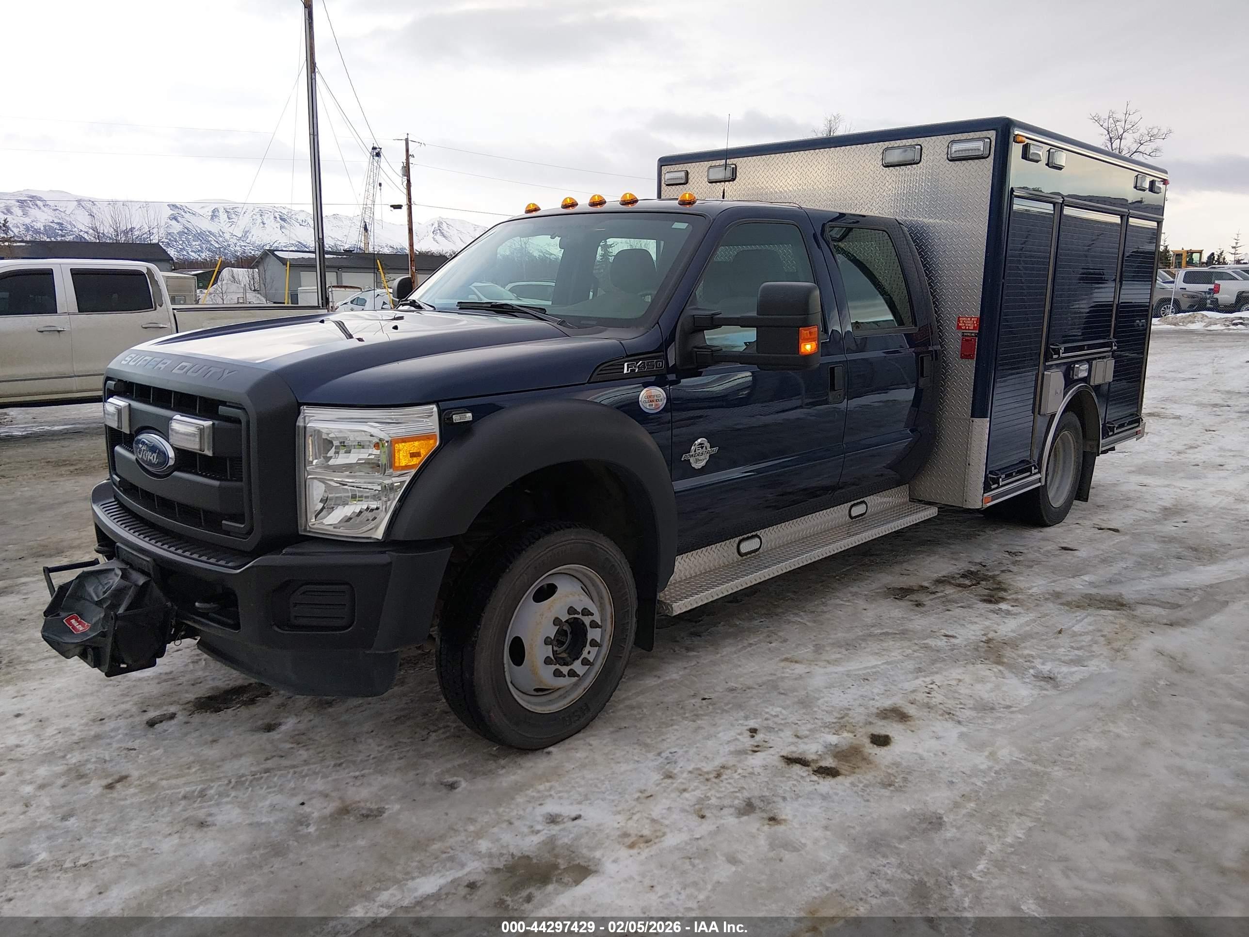 FORD F450 image 2