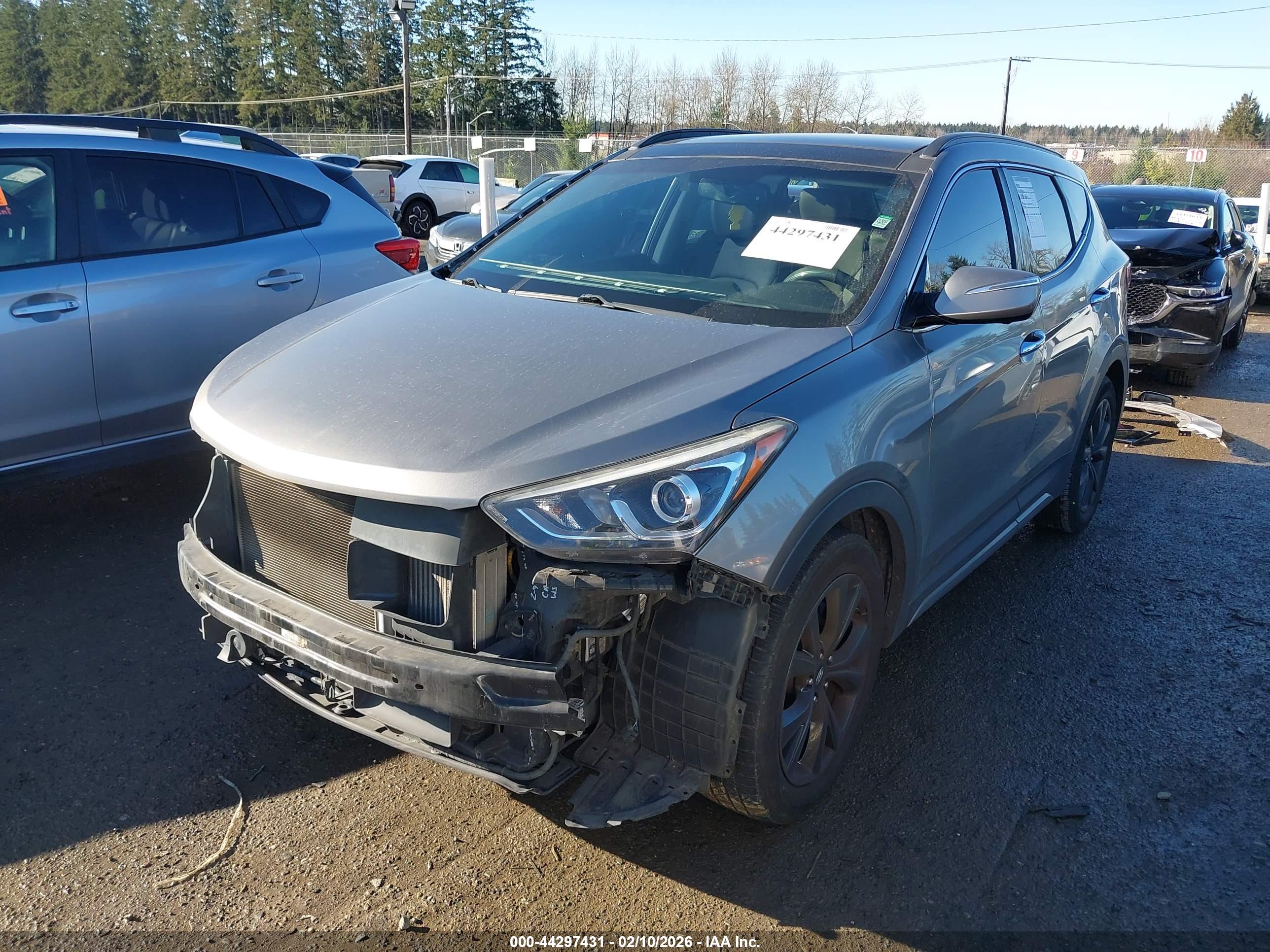 HYUNDAI SANTA image 2