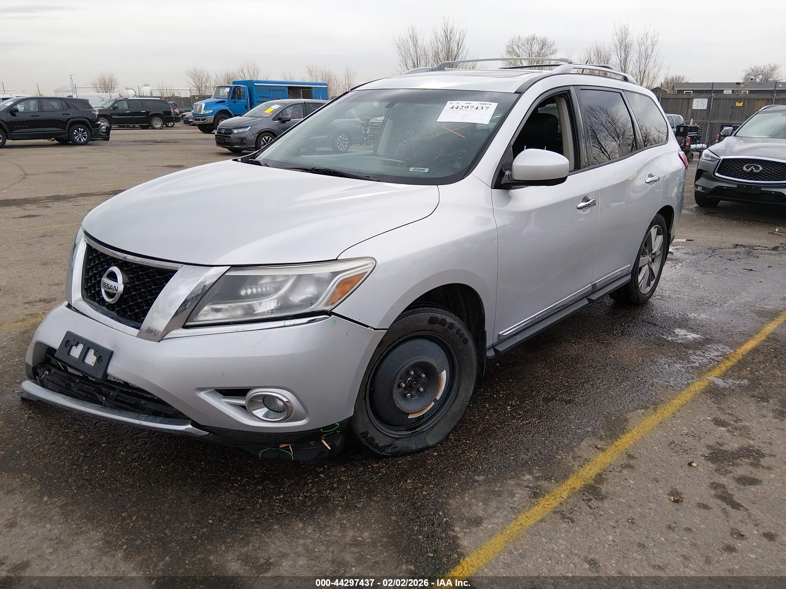 NISSAN PATHFINDER image 2