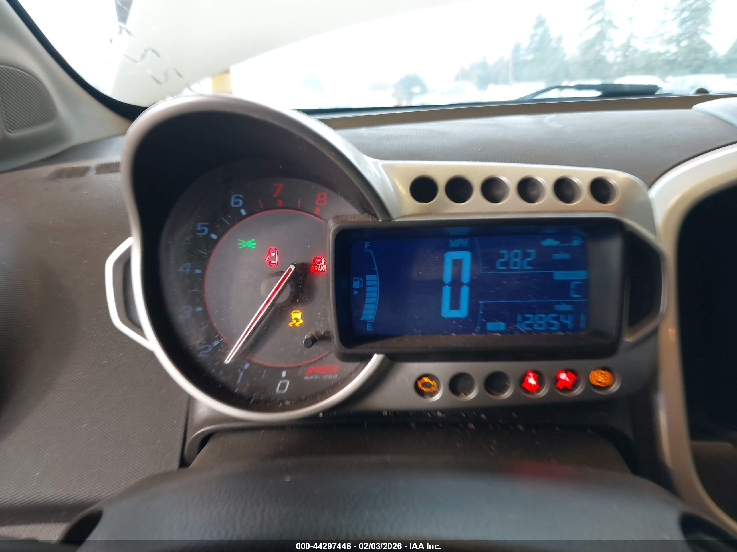 CHEVROLET SONIC image 7