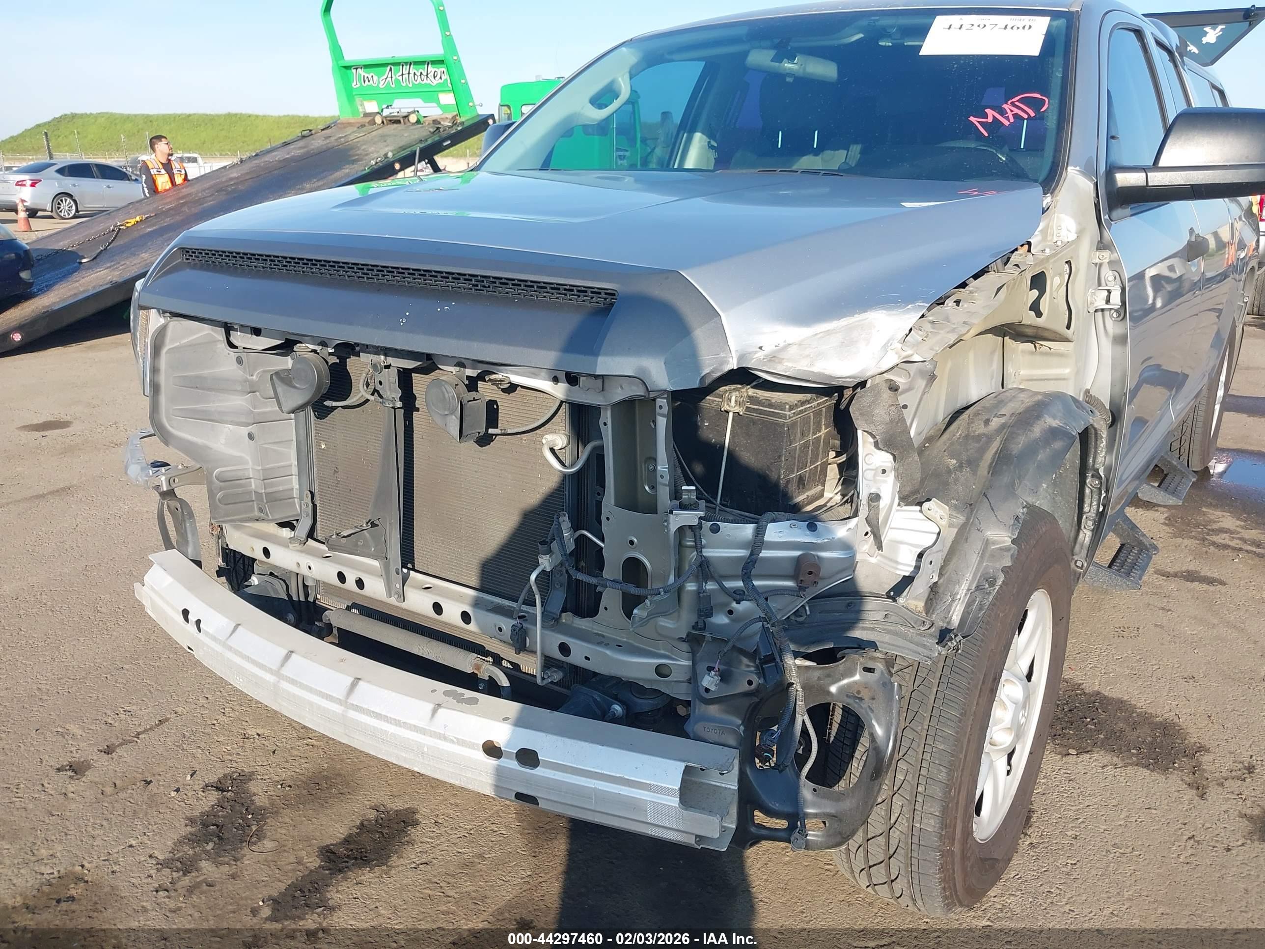 TOYOTA TUNDRA image 6
