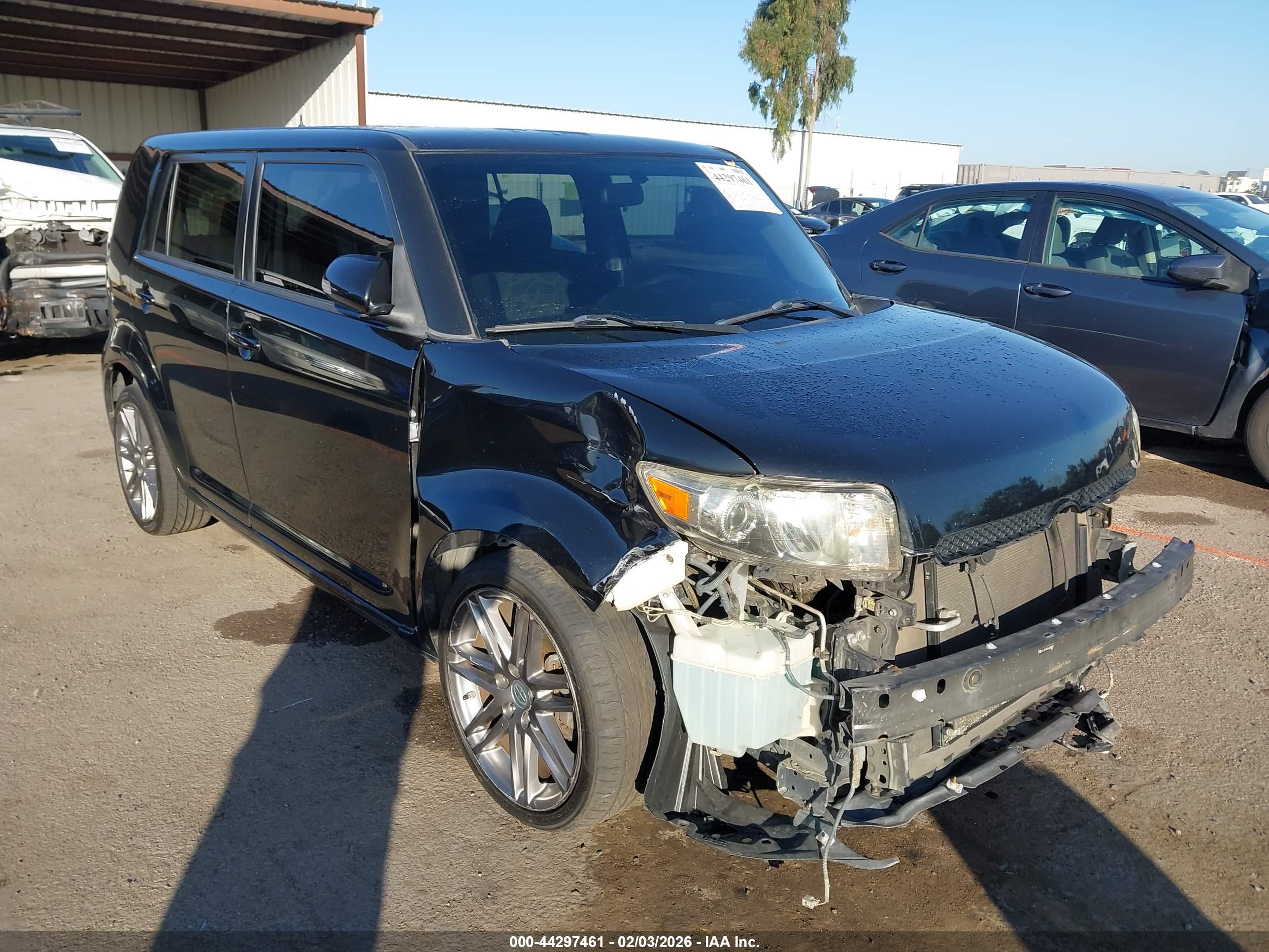 SCION XB image 6