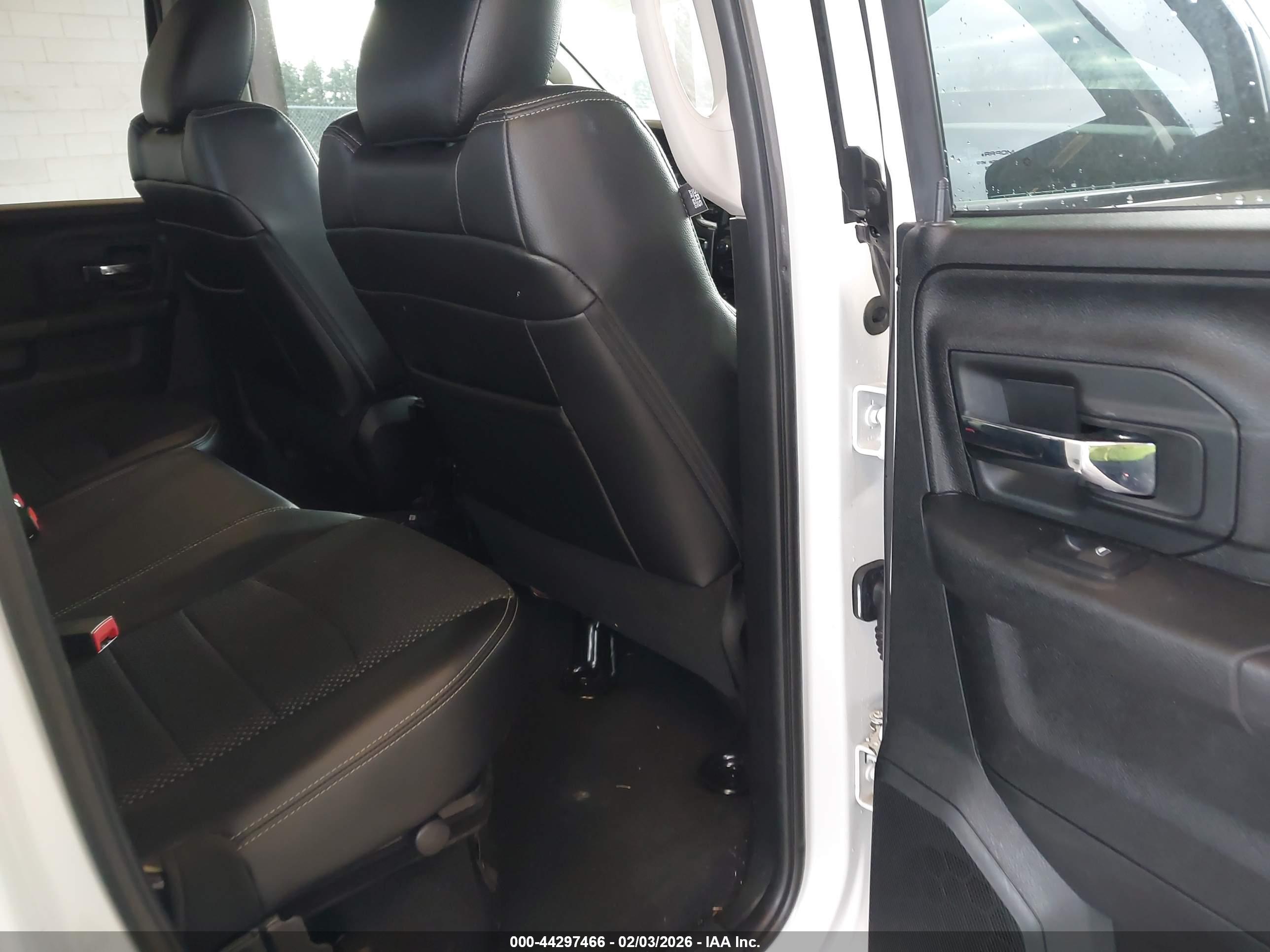RAM 1500 image 8