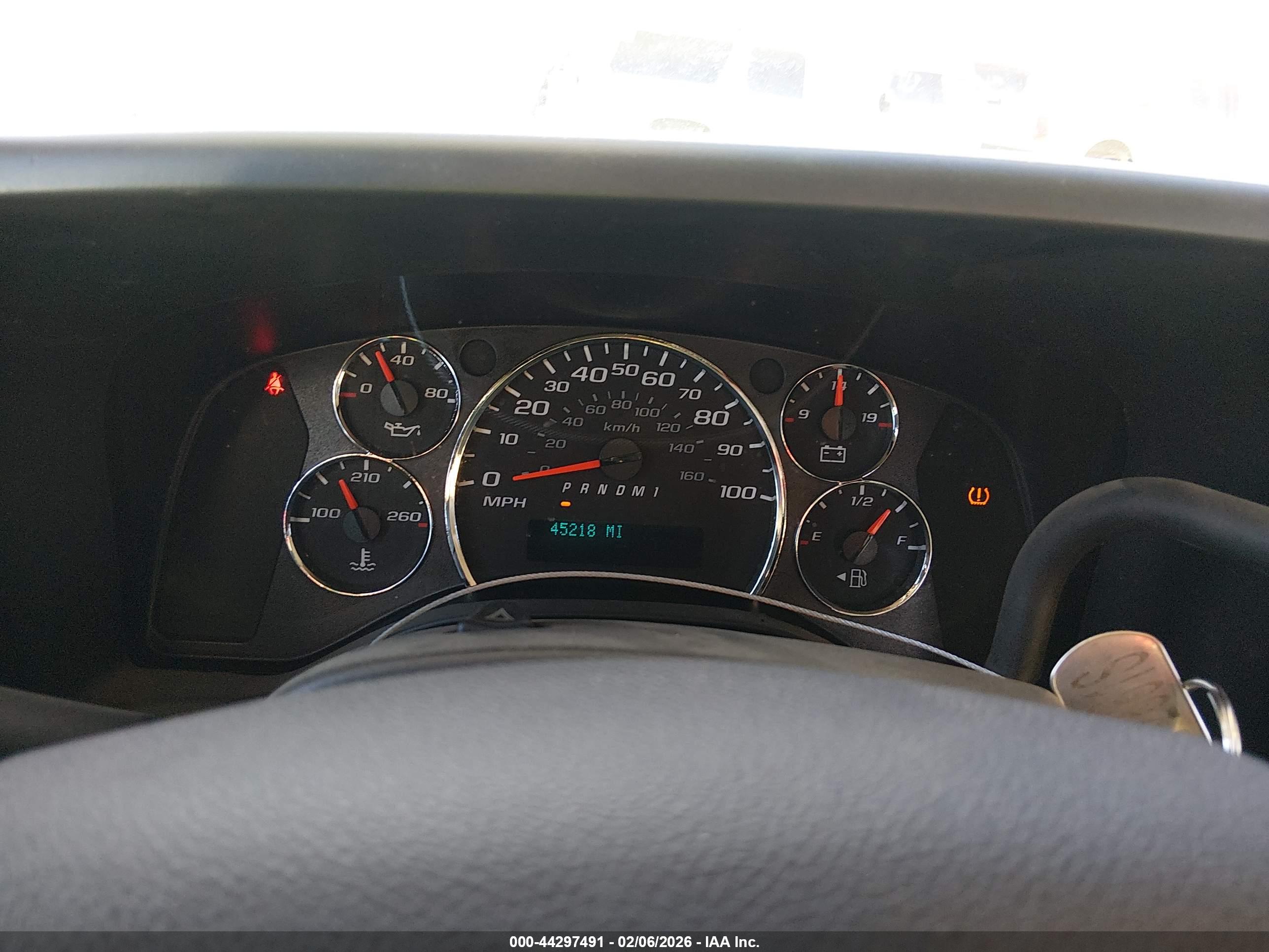 CHEVROLET EXPRESS image 7