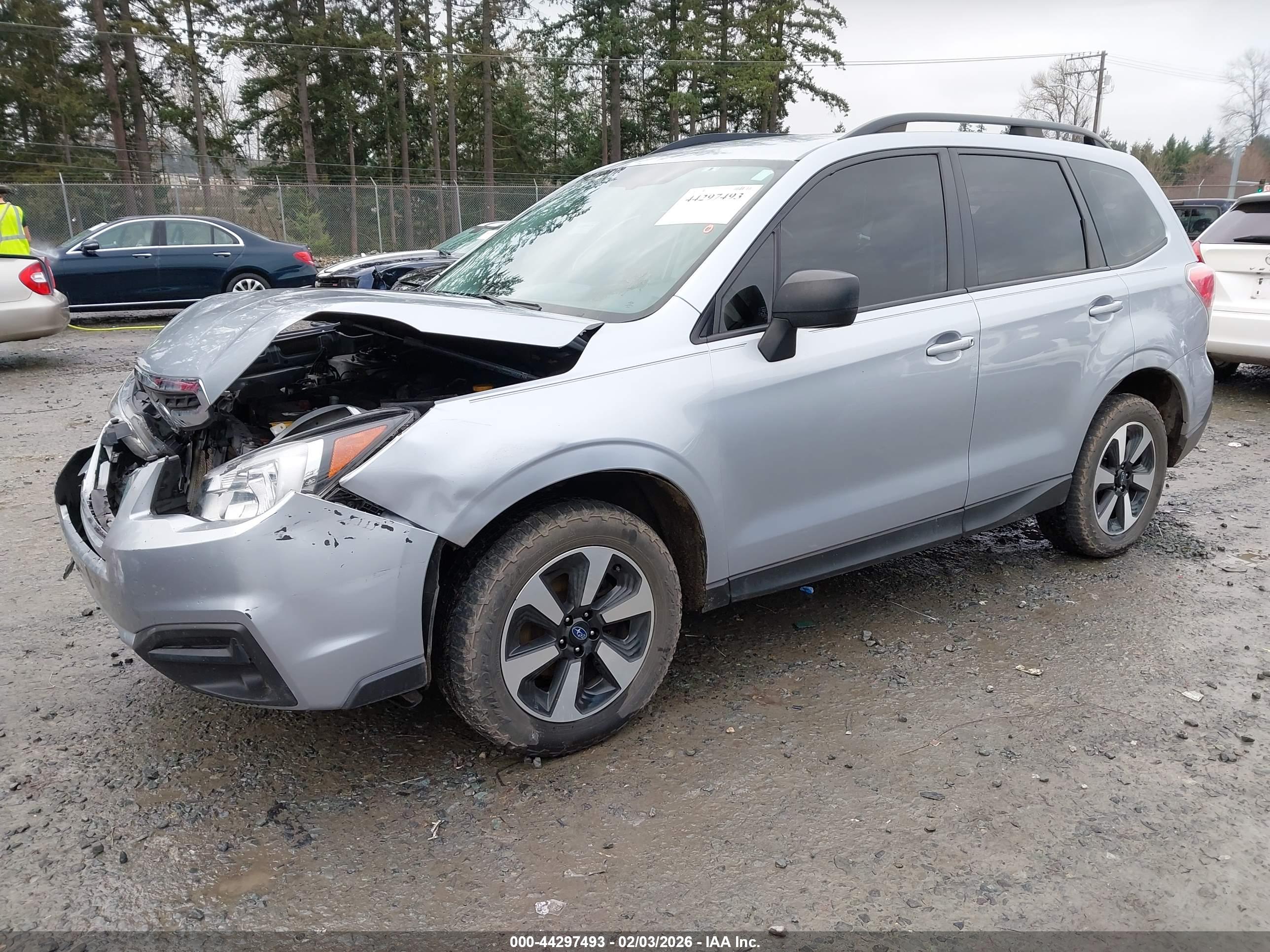 SUBARU FORESTER image 2