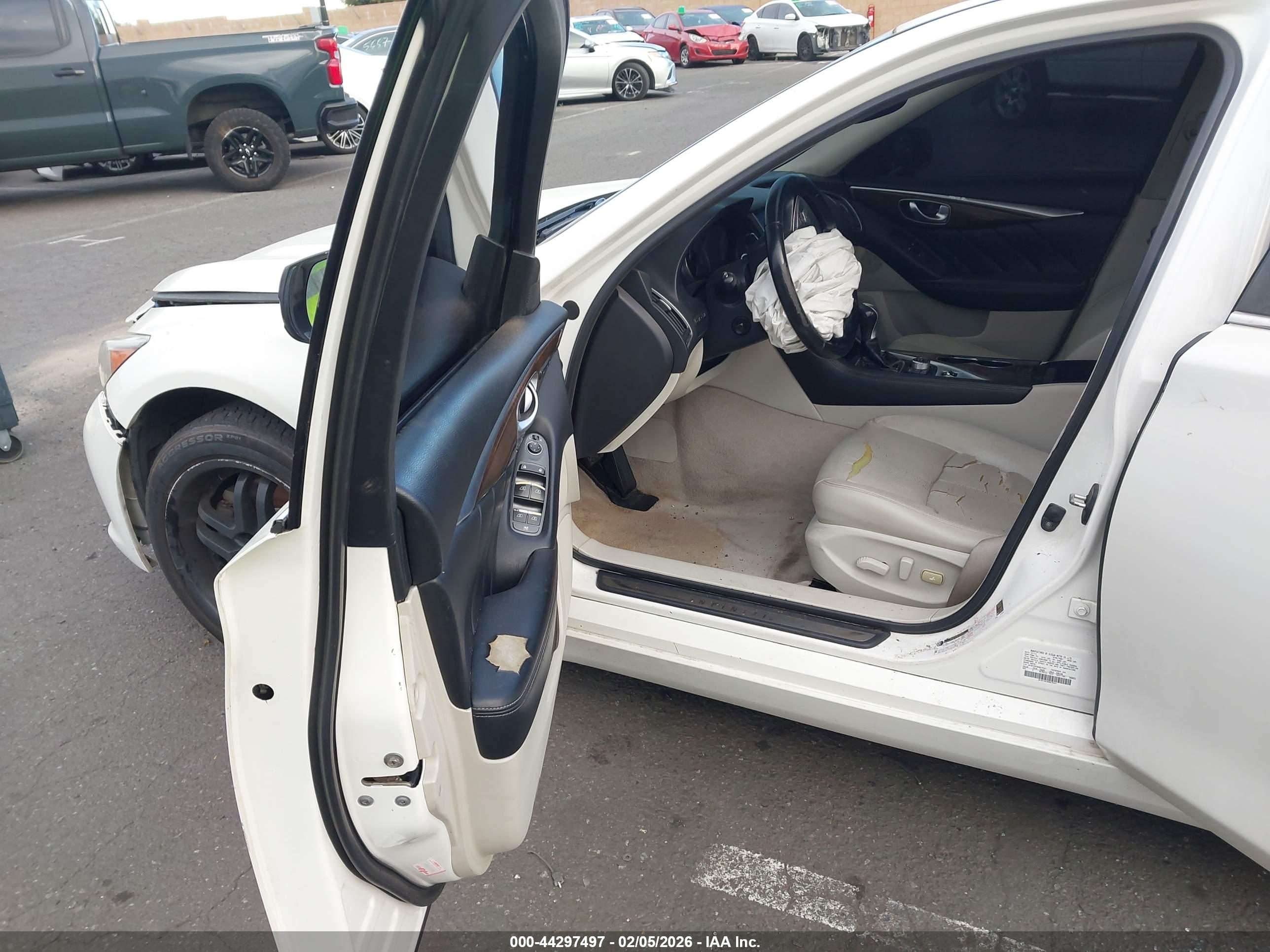 INFINITI Q50 image 5
