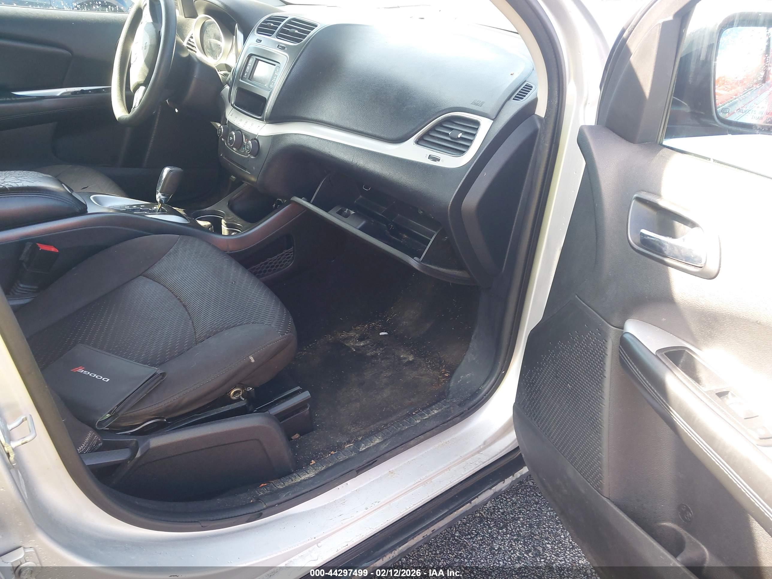 DODGE JOURNEY image 5