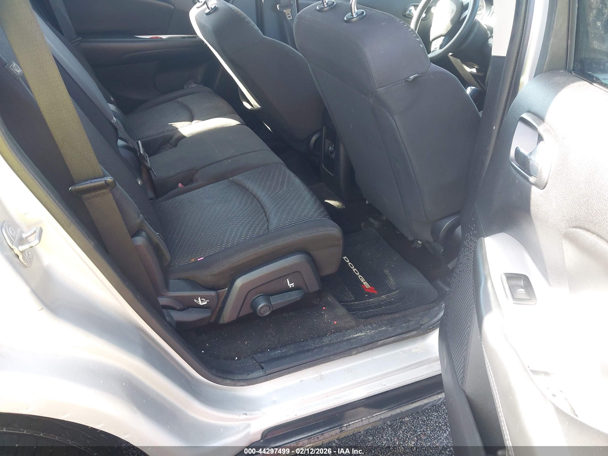 DODGE JOURNEY image 8