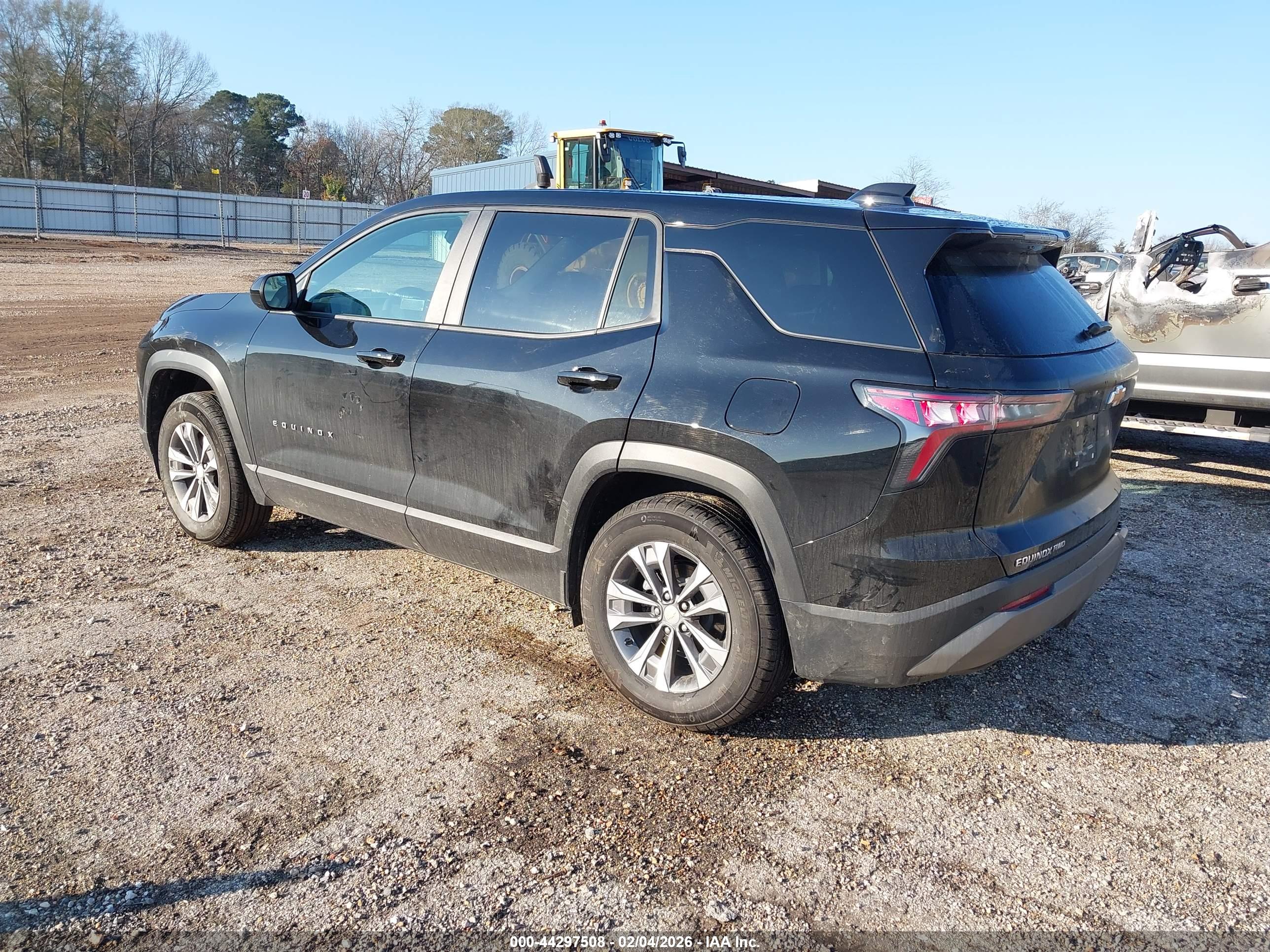 CHEVROLET EQUINOX image 3