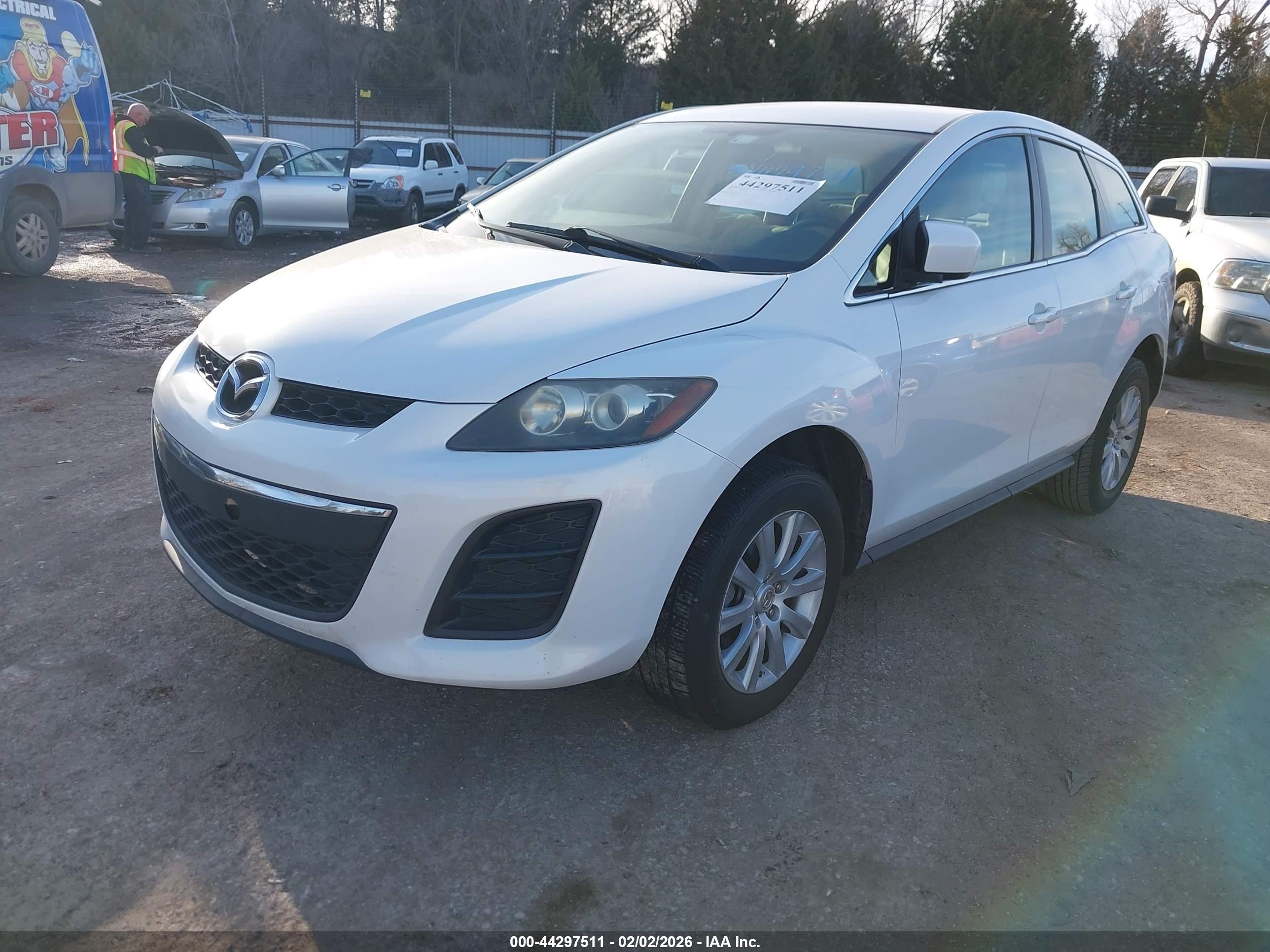 MAZDA CX-7 image 2