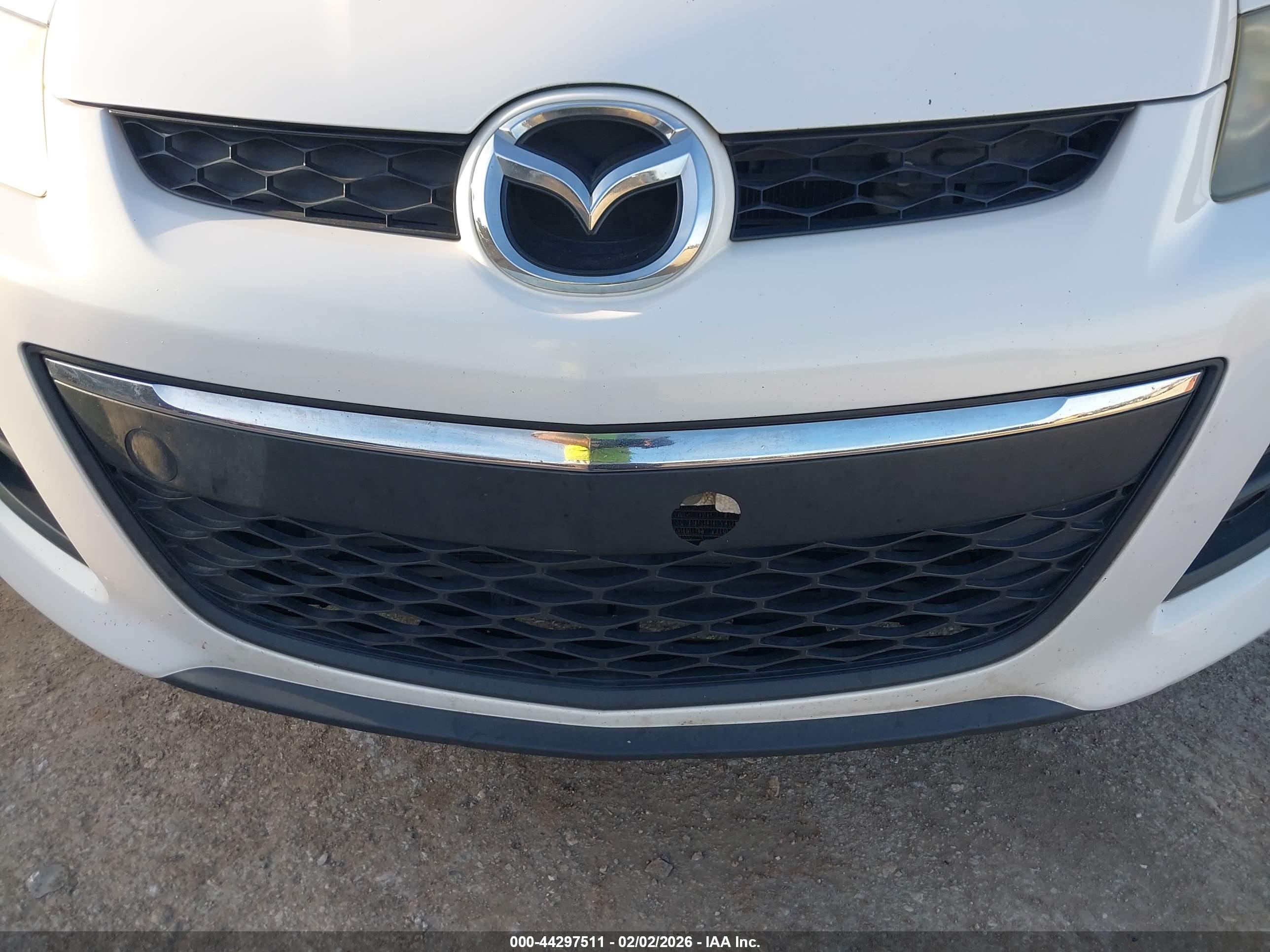 MAZDA CX-7 image 6