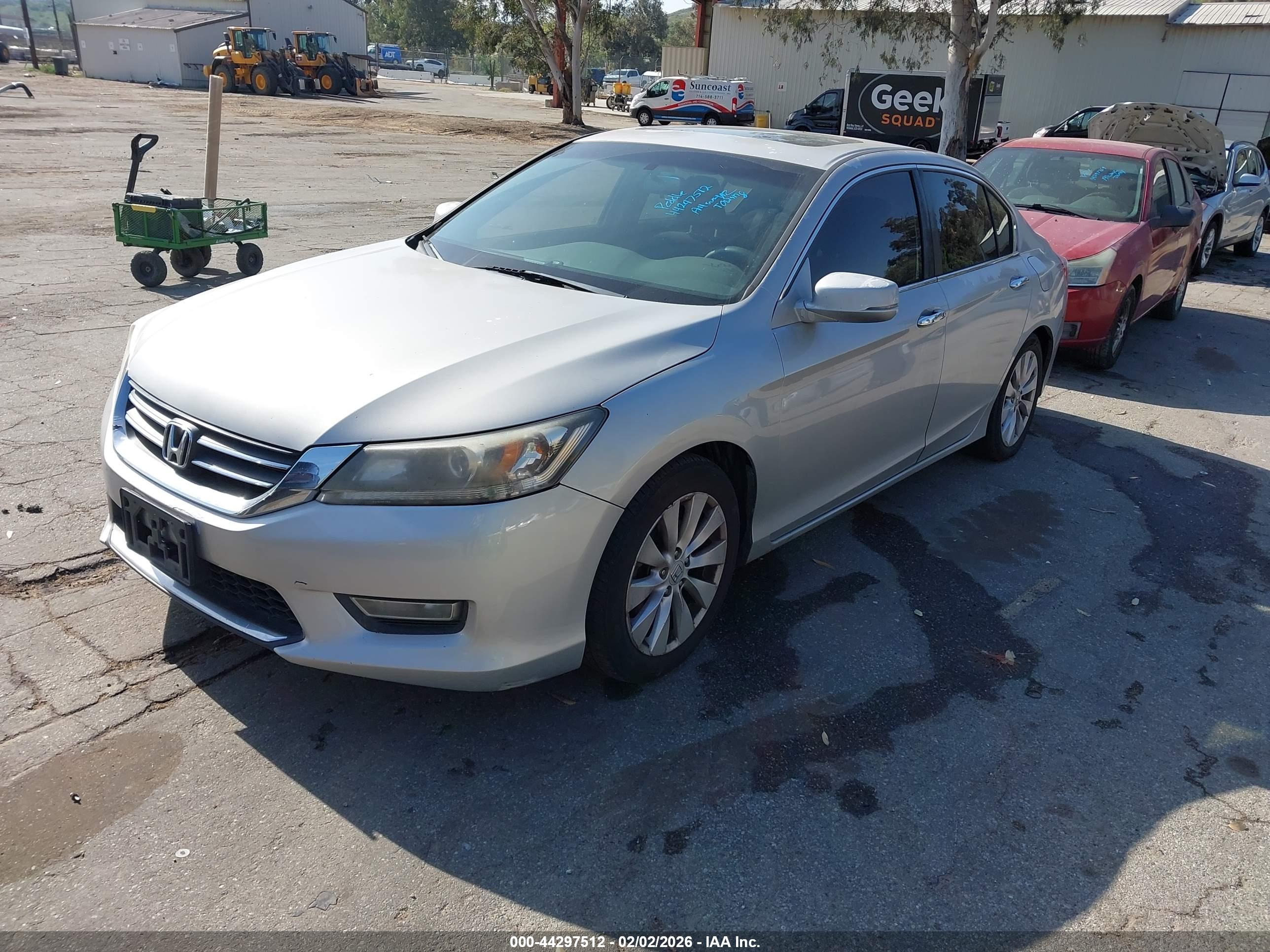 HONDA ACCORD image 2