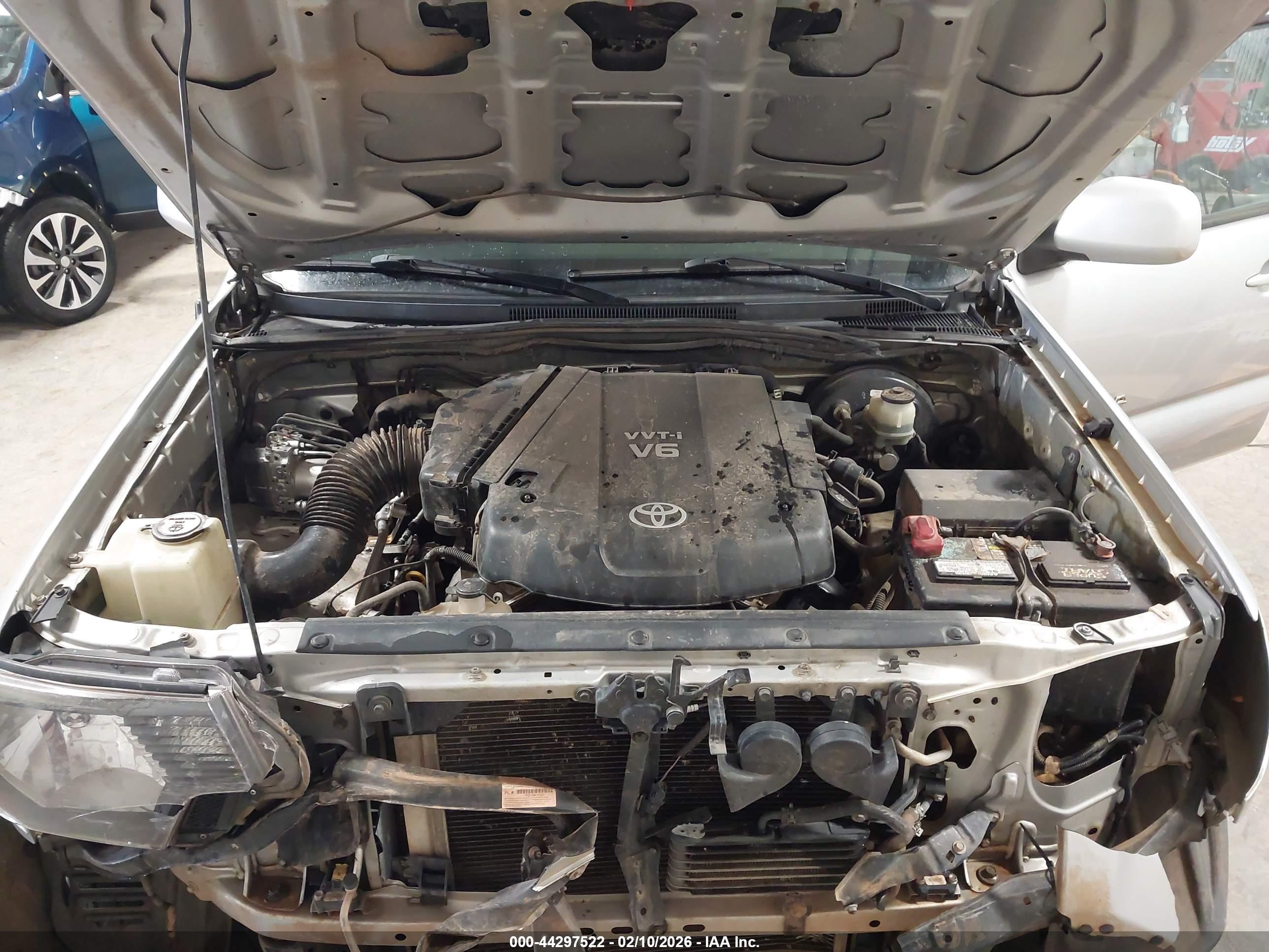 TOYOTA TACOMA image 10