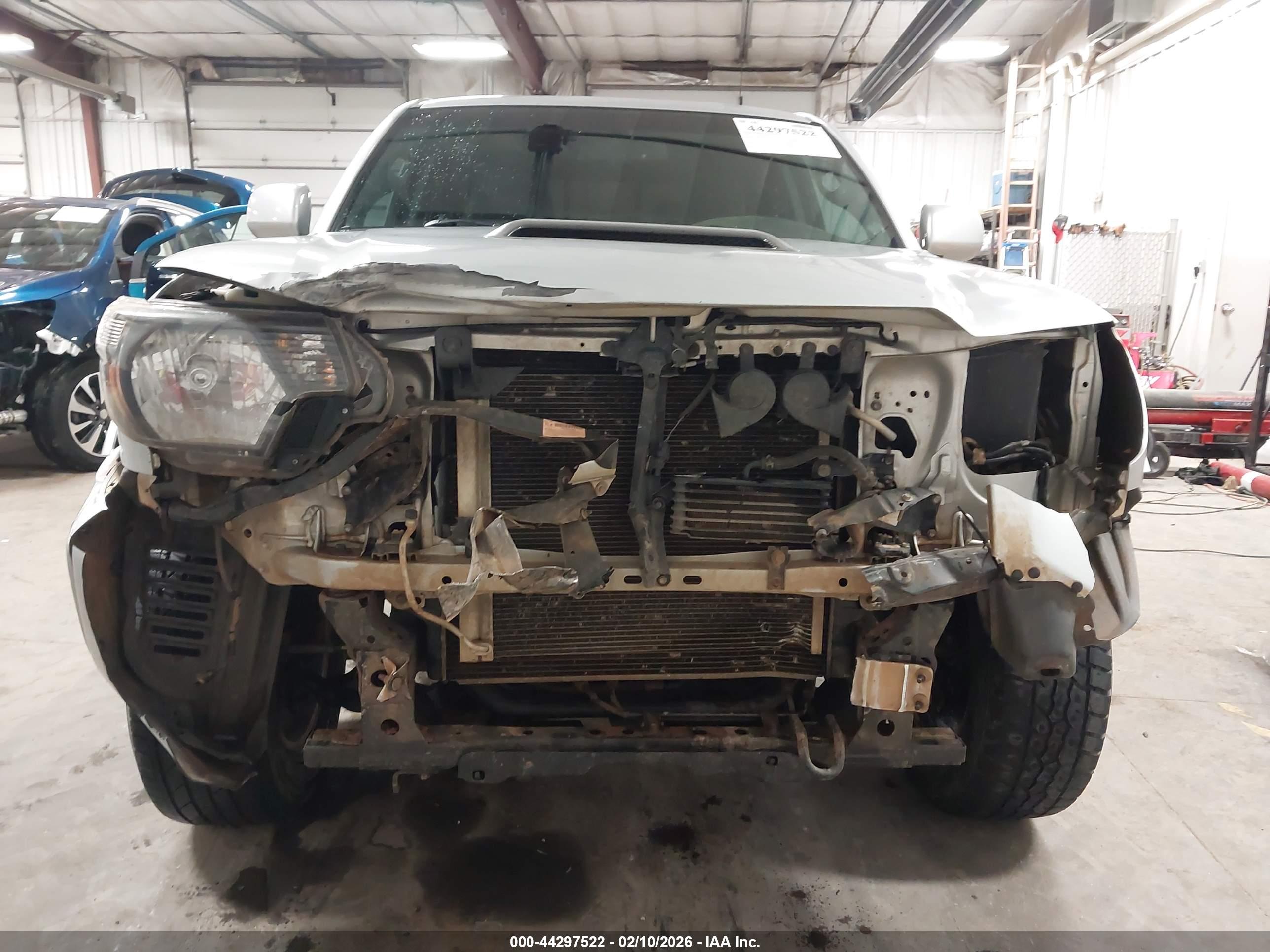 TOYOTA TACOMA image 6