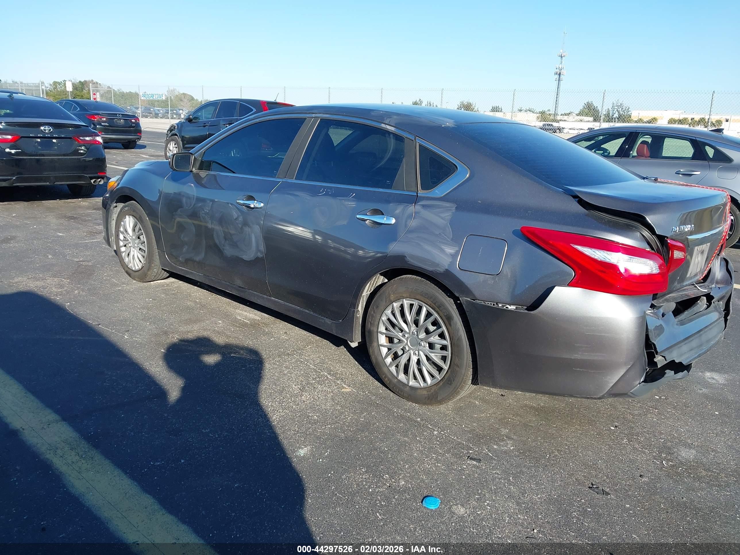 NISSAN ALTIMA image 3