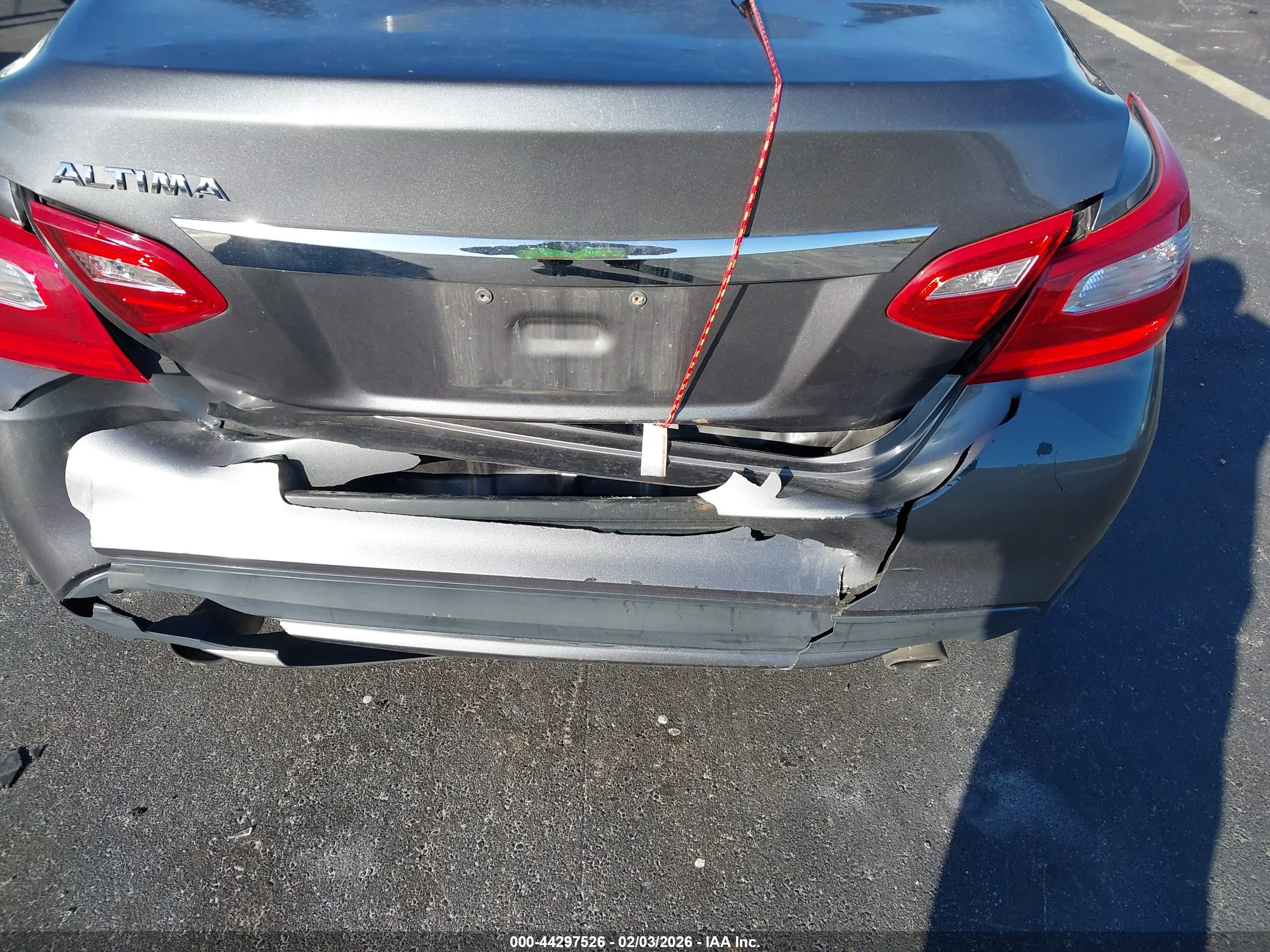 NISSAN ALTIMA image 6