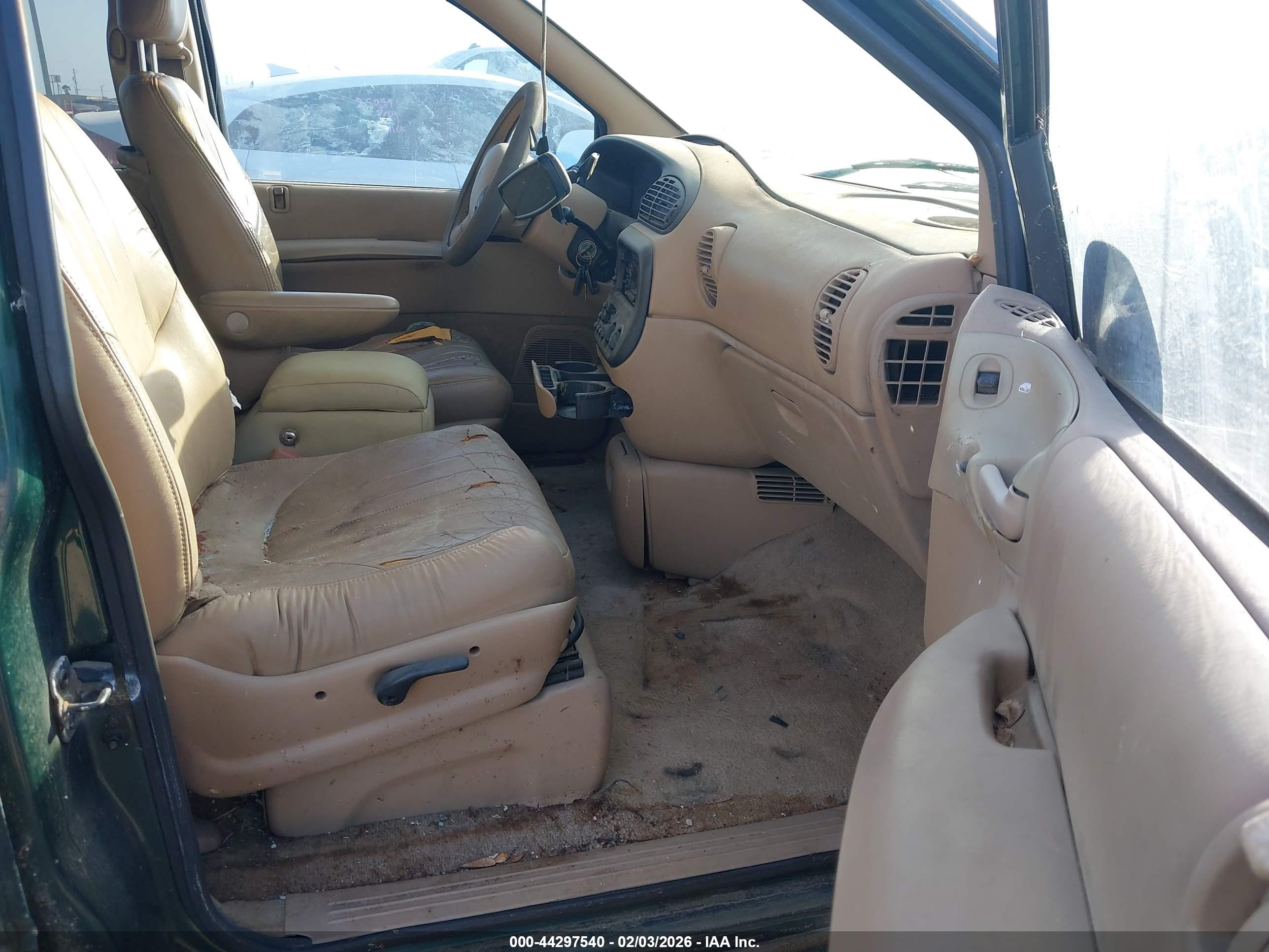 DODGE GRAND image 5