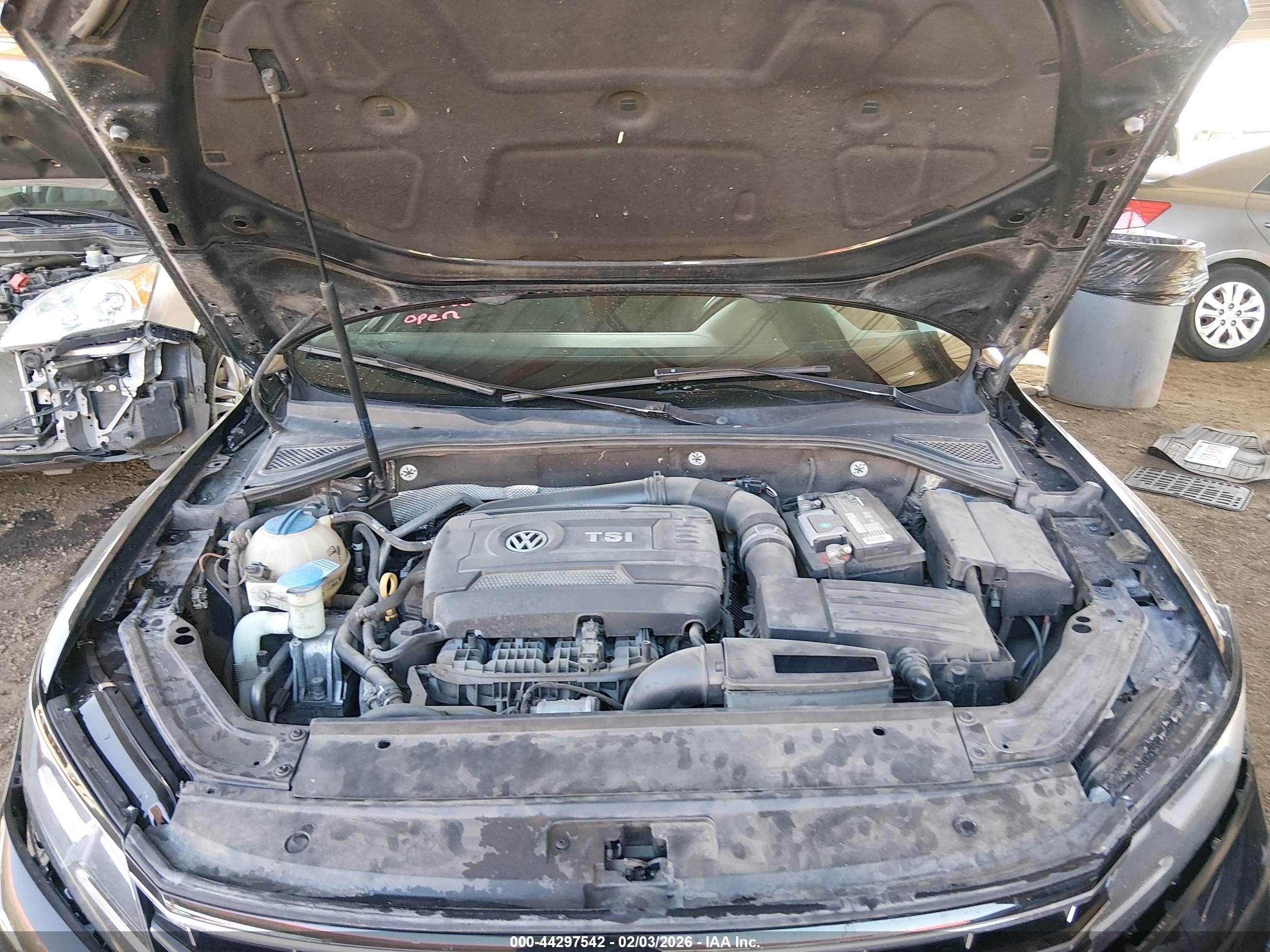 VOLKSWAGEN PASSAT image 10