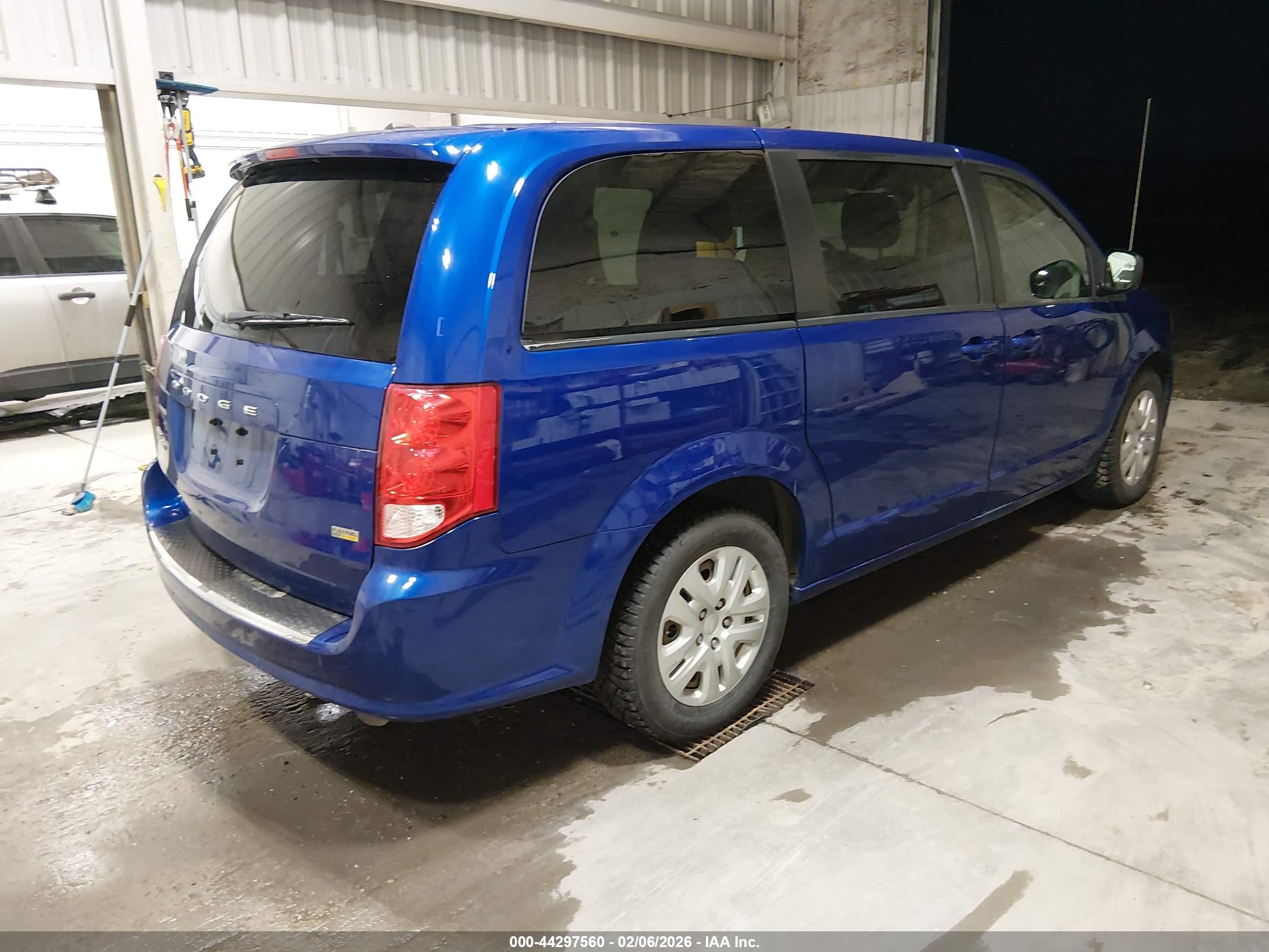 DODGE GRAND image 4