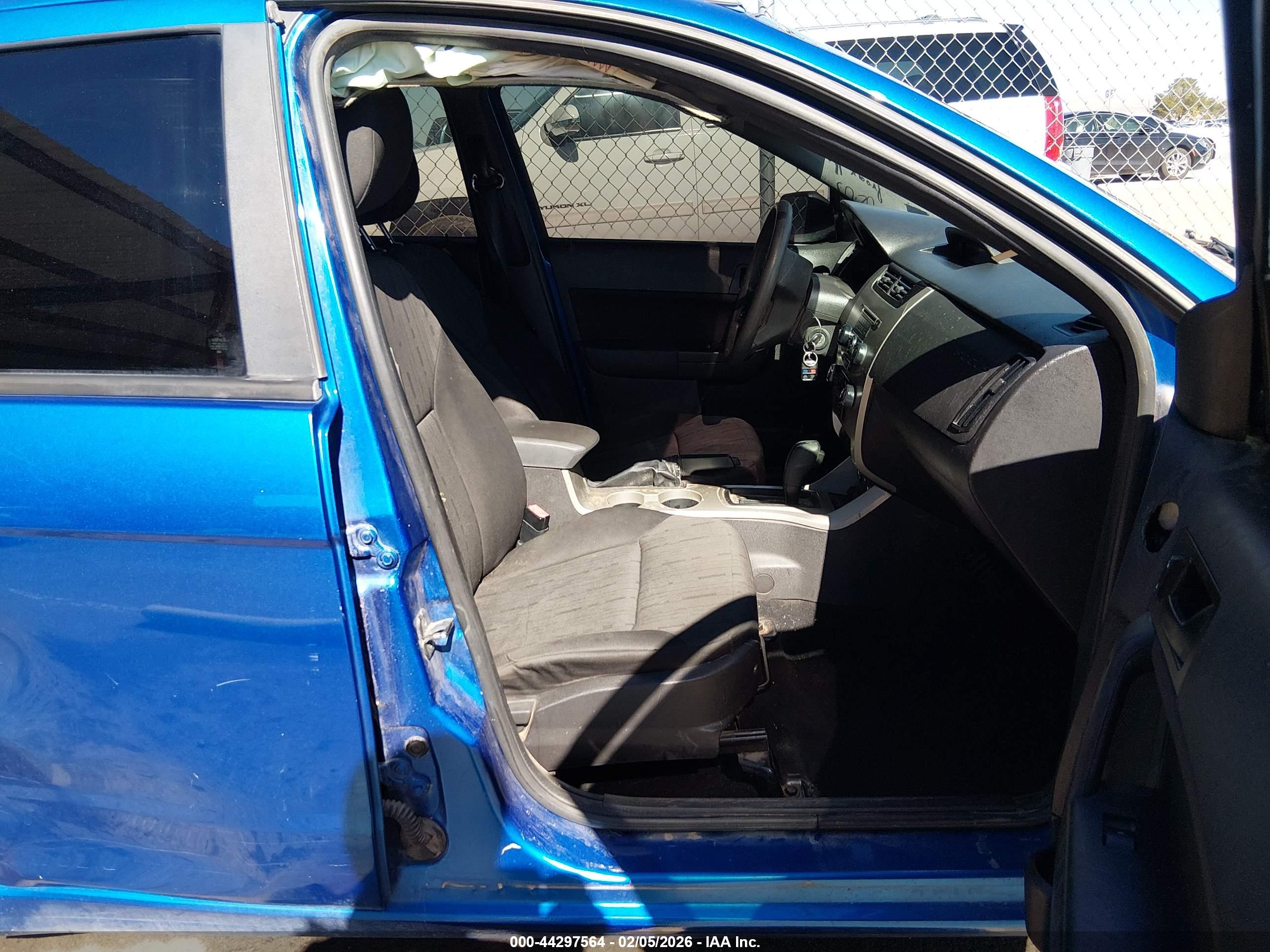 FORD FOCUS image 5
