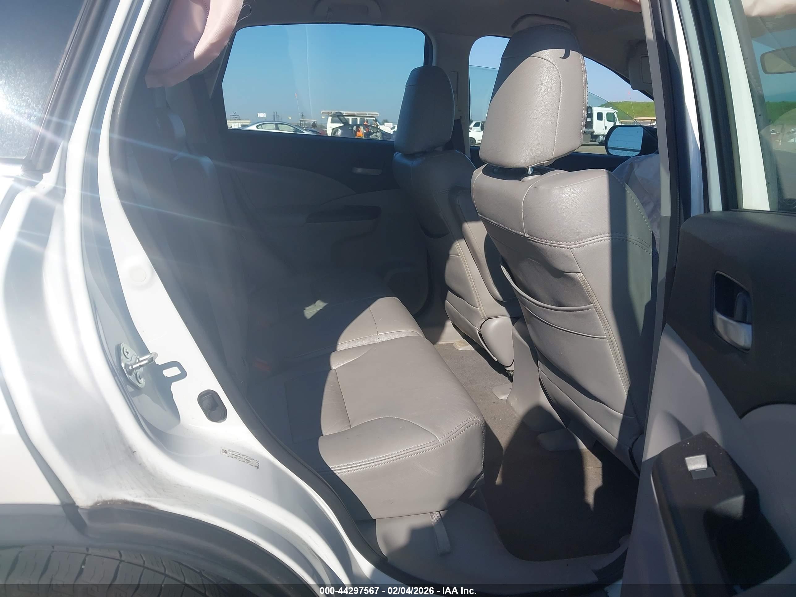 HONDA CR-V image 8