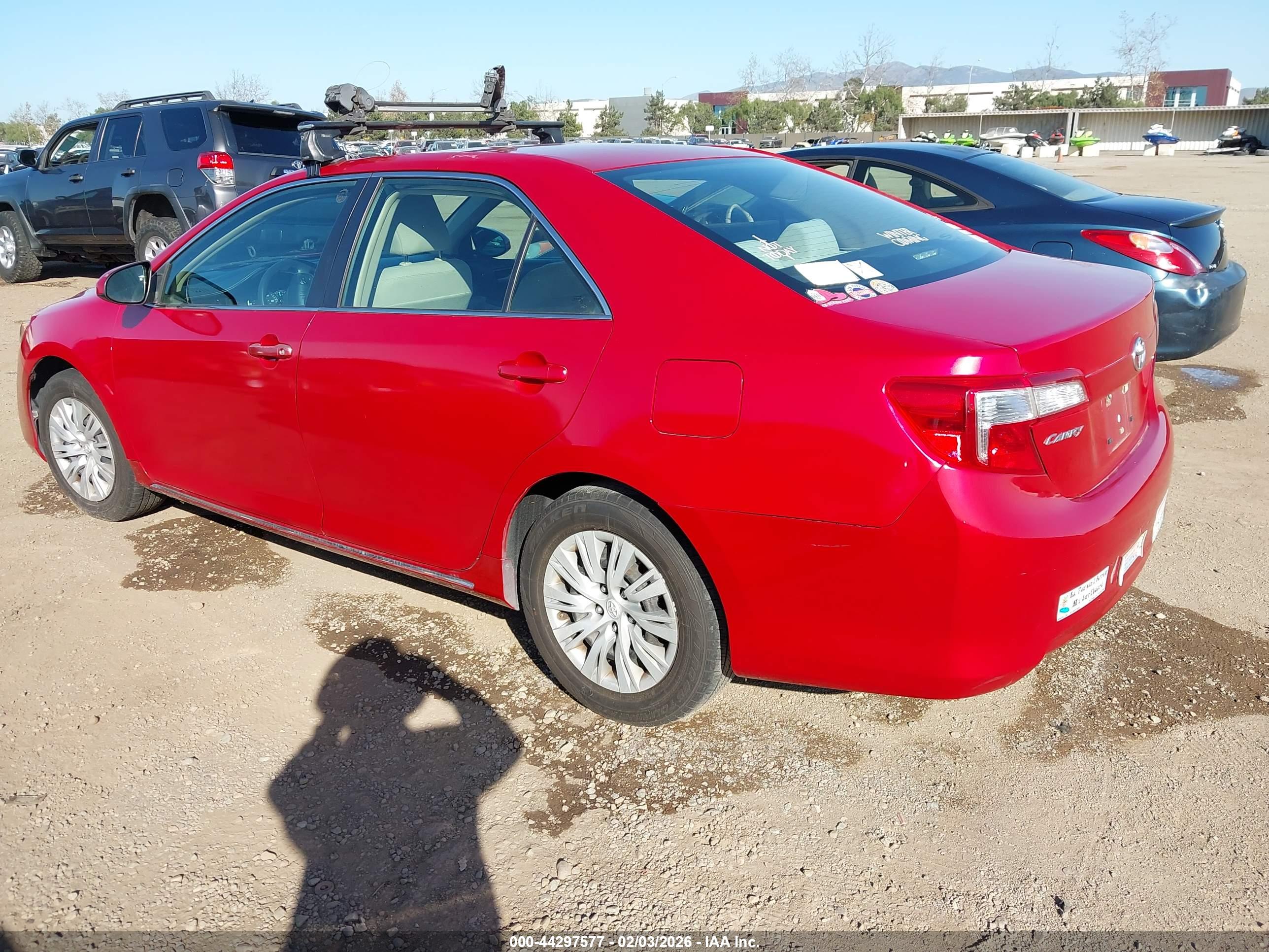 TOYOTA CAMRY image 3