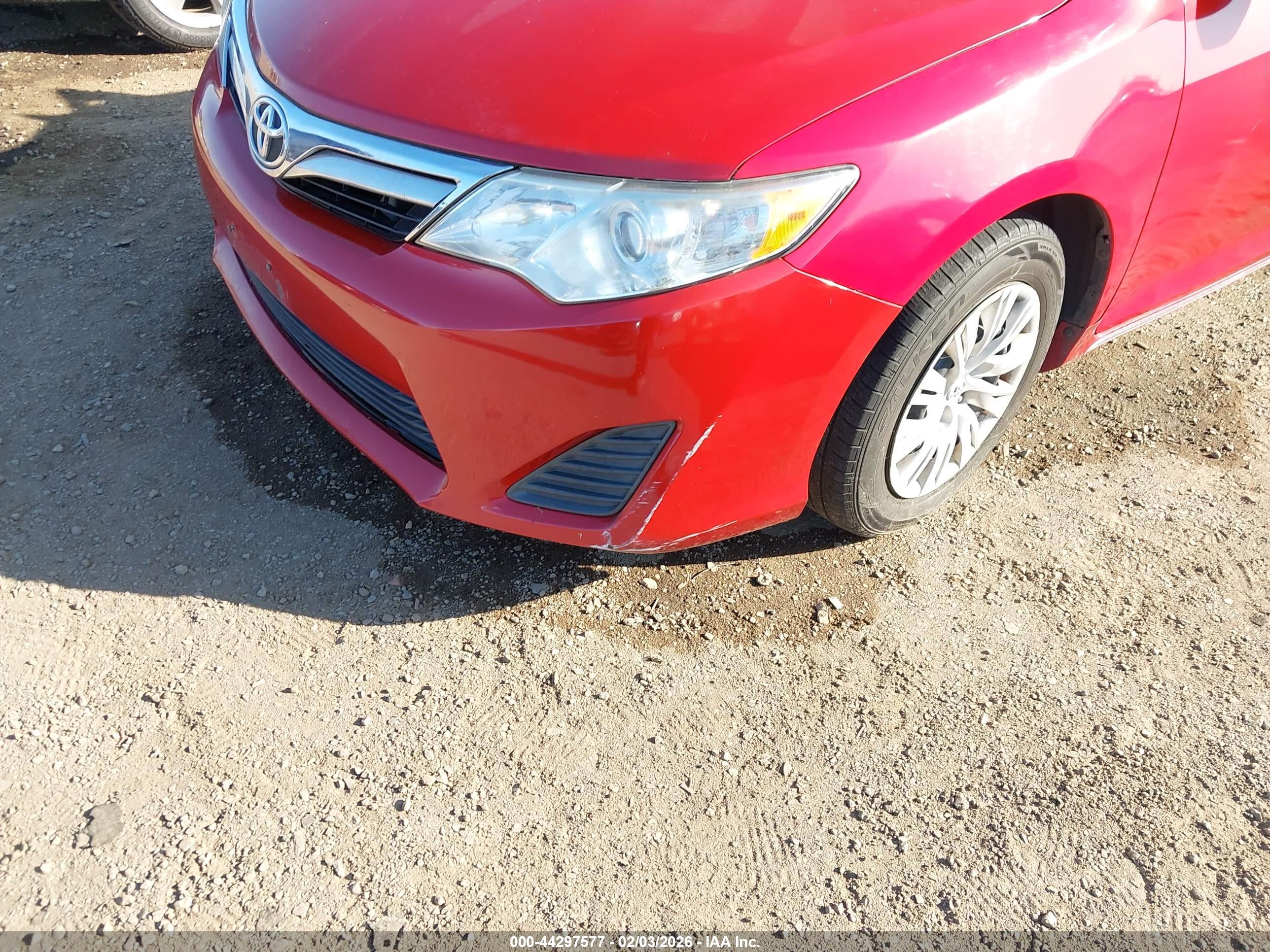 TOYOTA CAMRY image 6