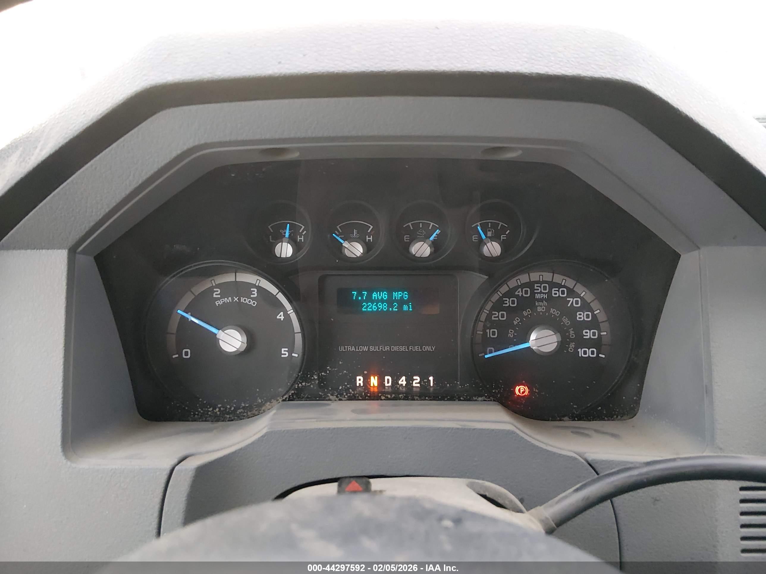 FORD F700 image 7