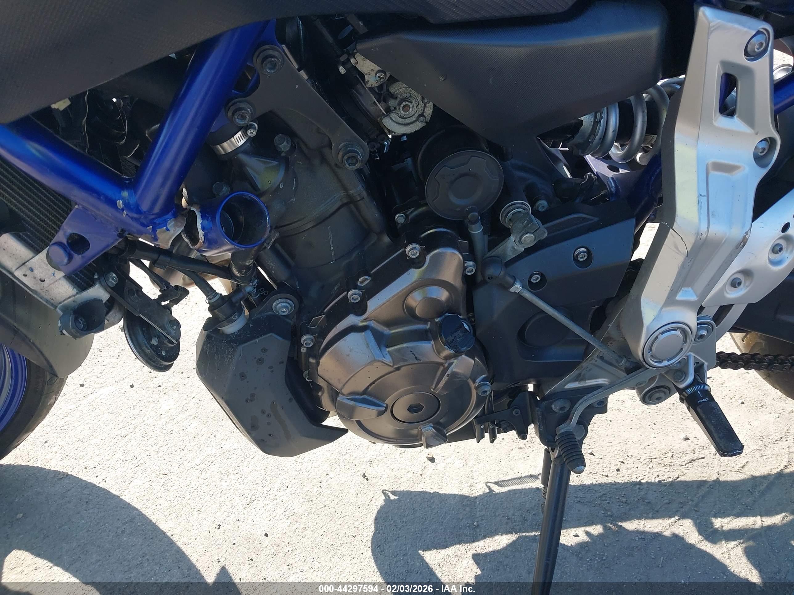 YAMAHA FZ07 image 9