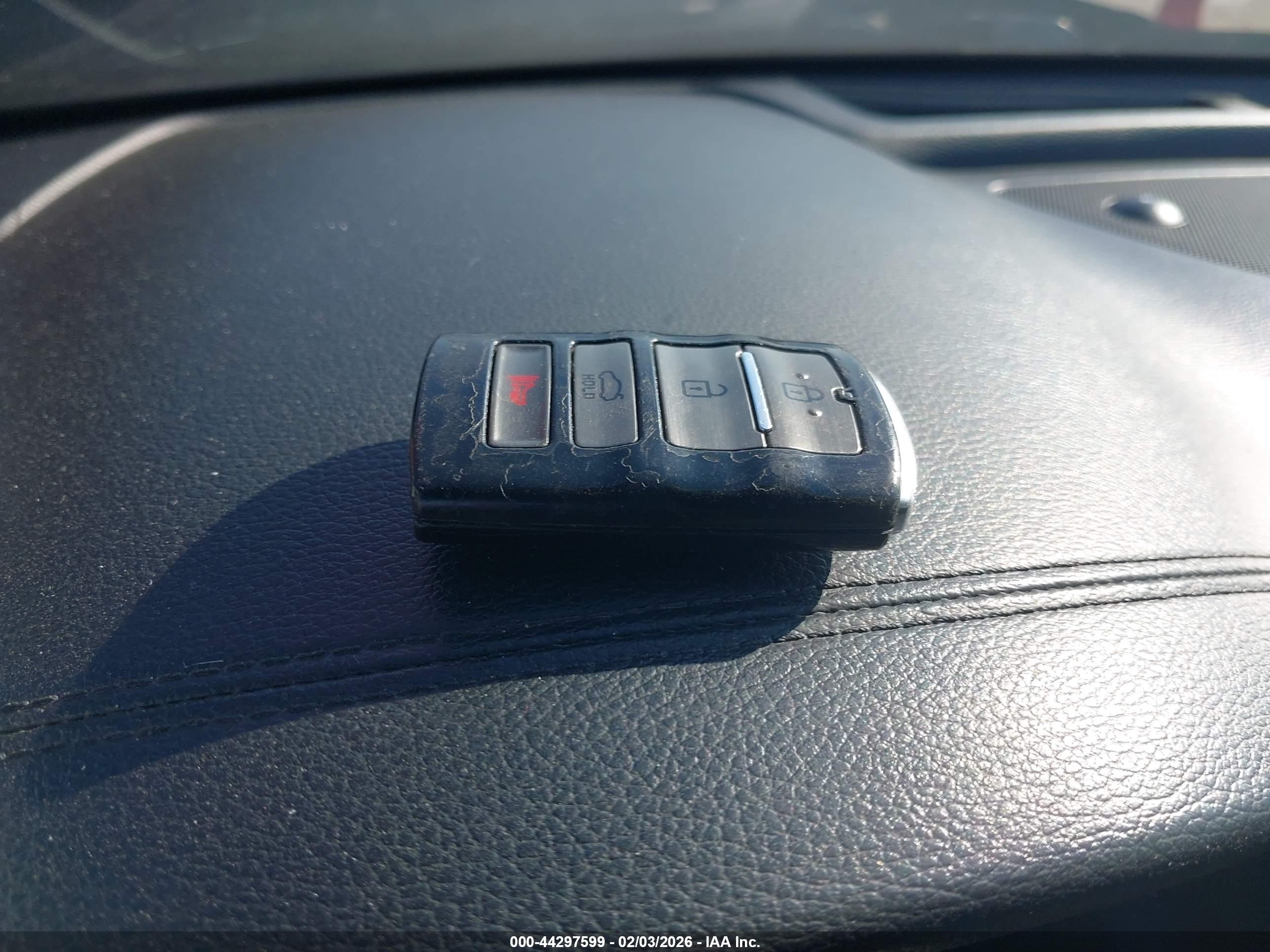 KIA CADENZA image 11