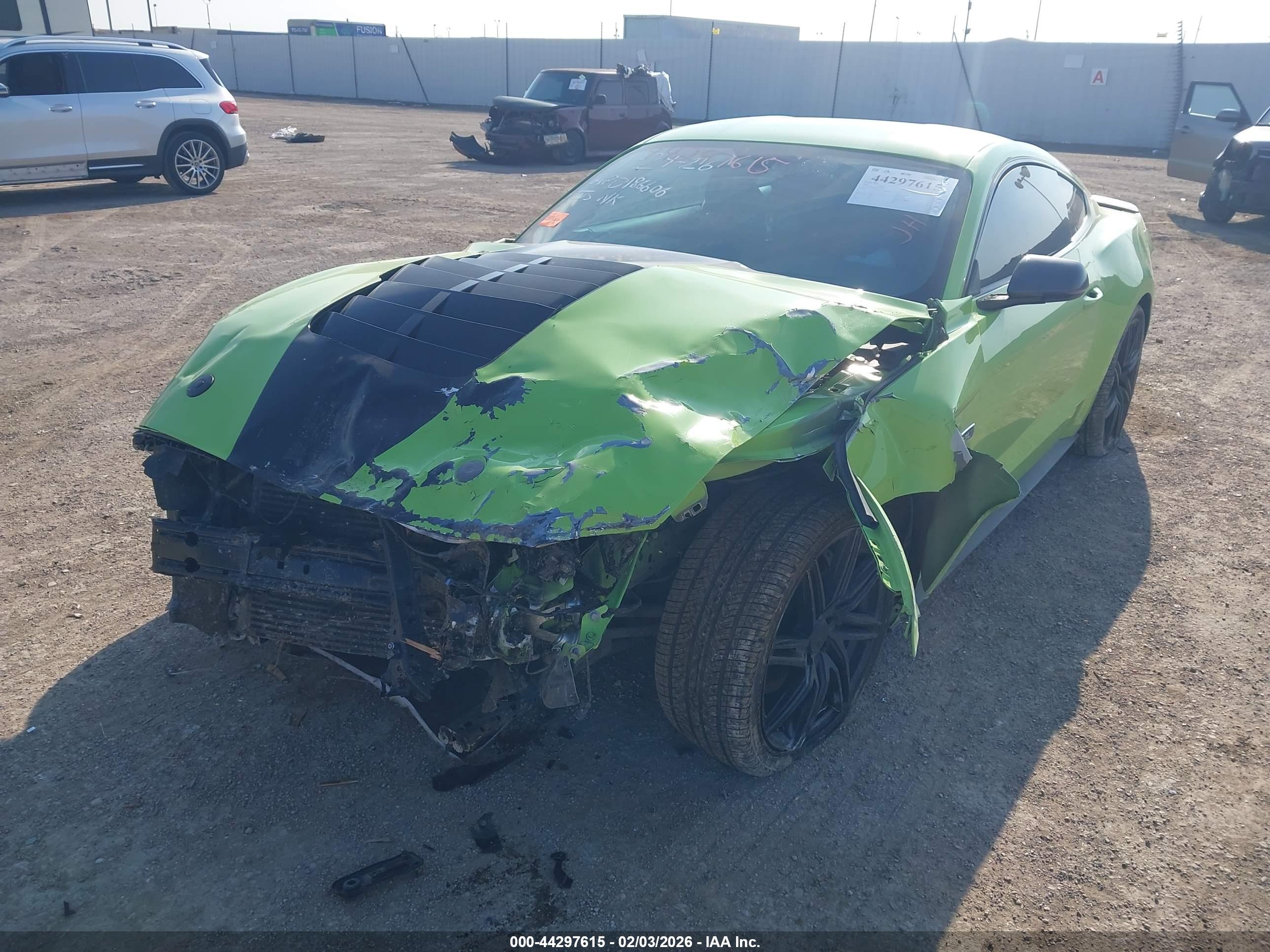 FORD MUSTANG image 6