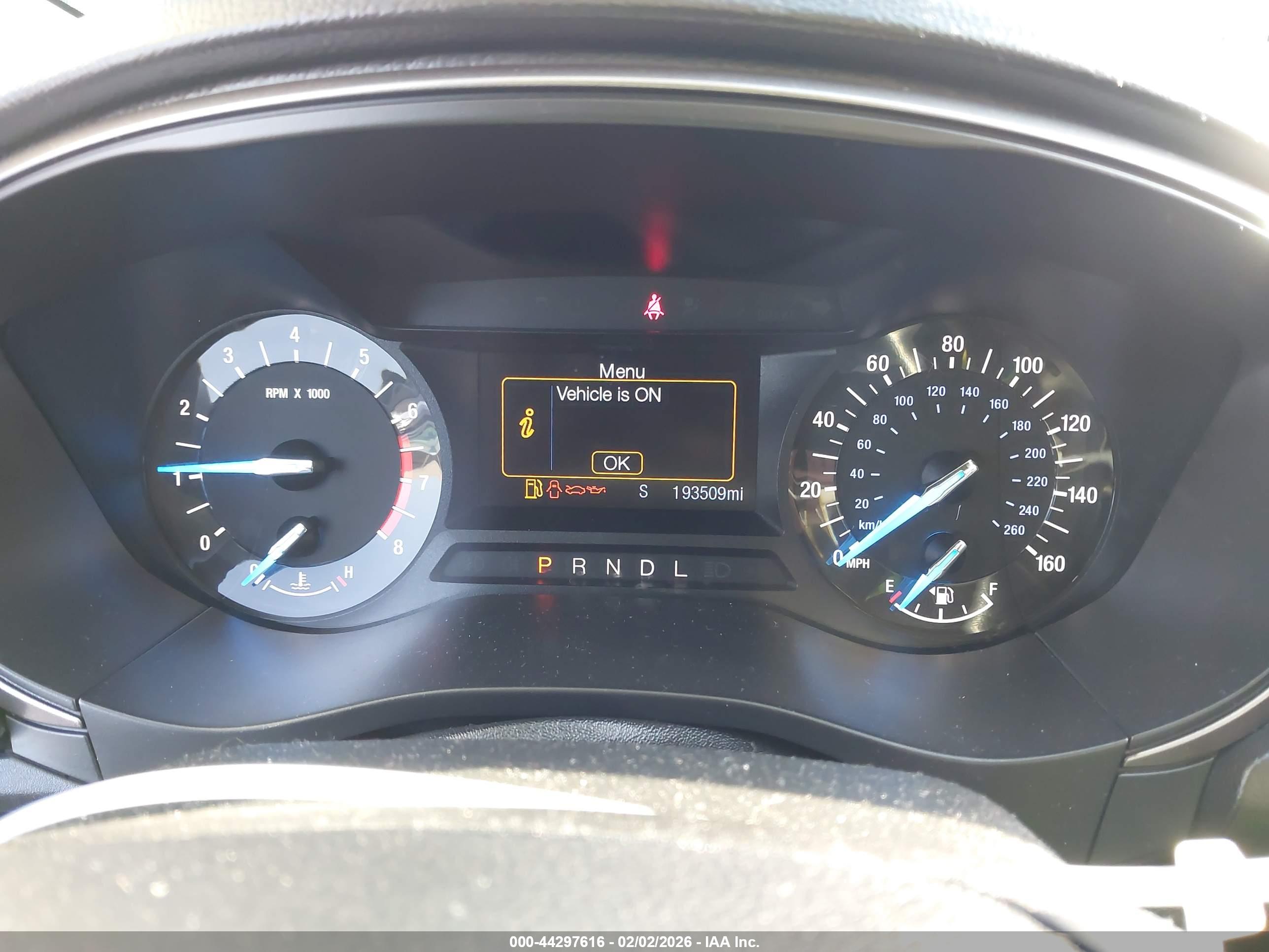 FORD FUSION image 7