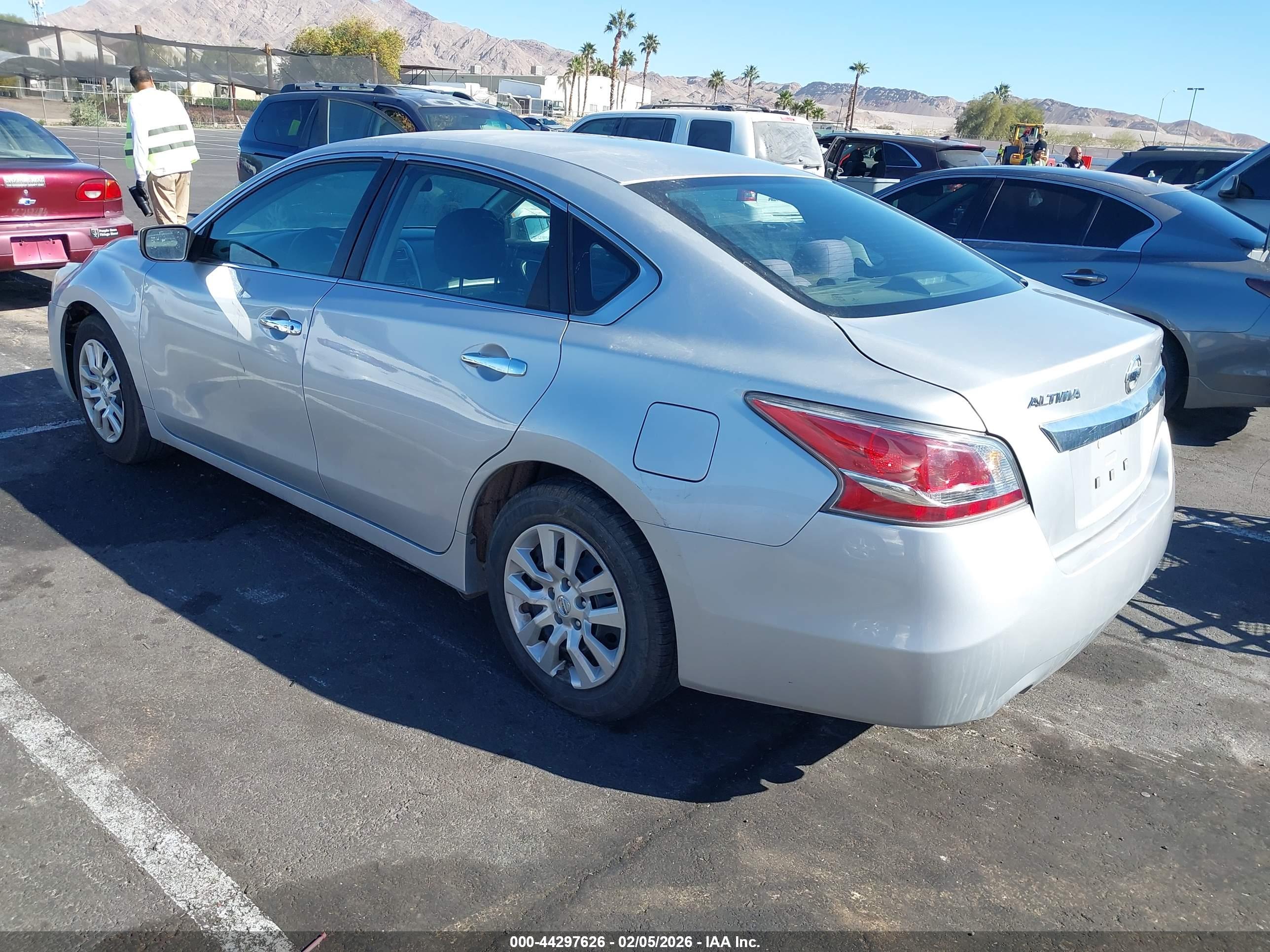 NISSAN ALTIMA image 3