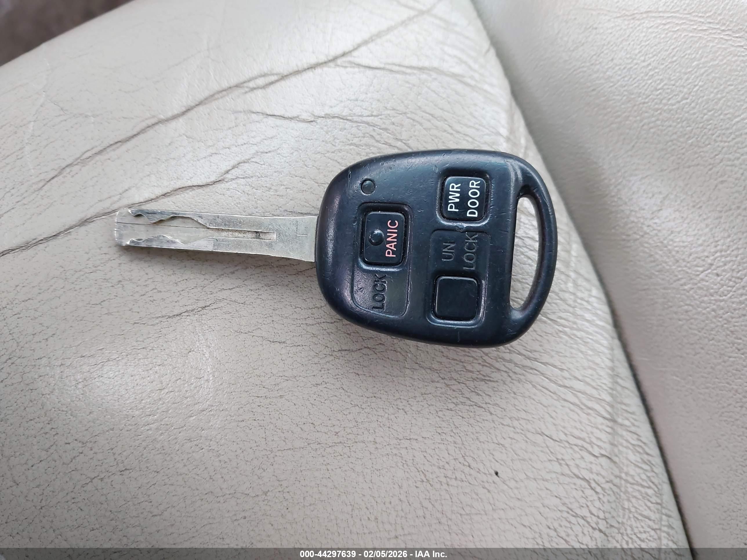 LEXUS RX image 11