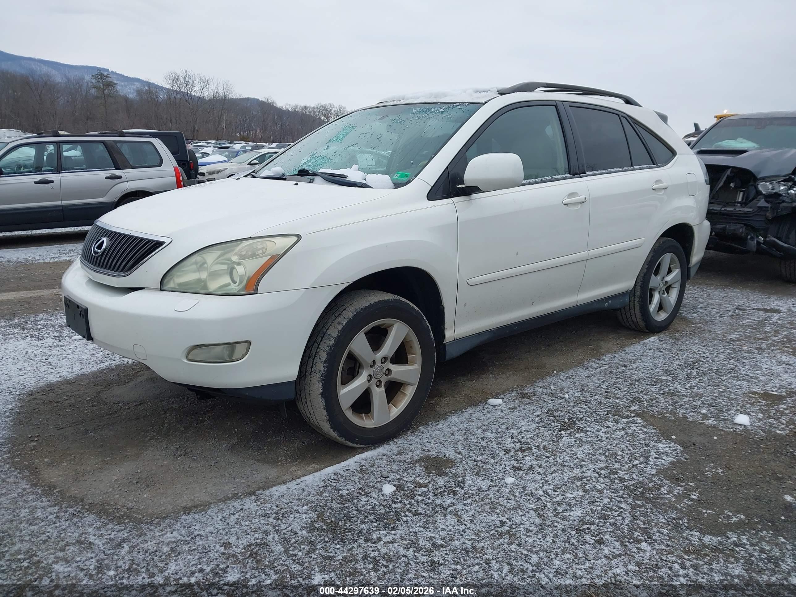 LEXUS RX image 2
