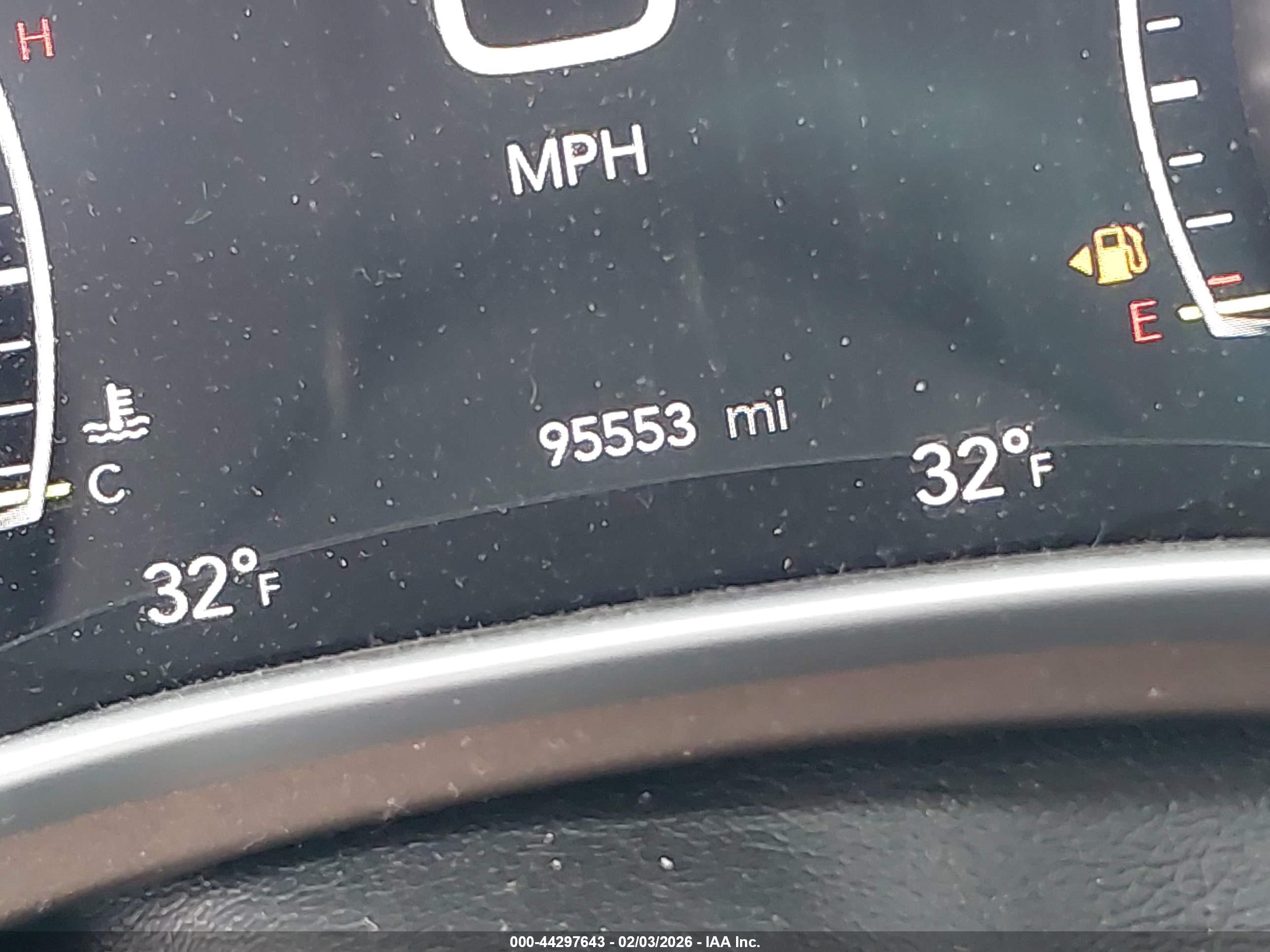 CHRYSLER PACIFICA image 7