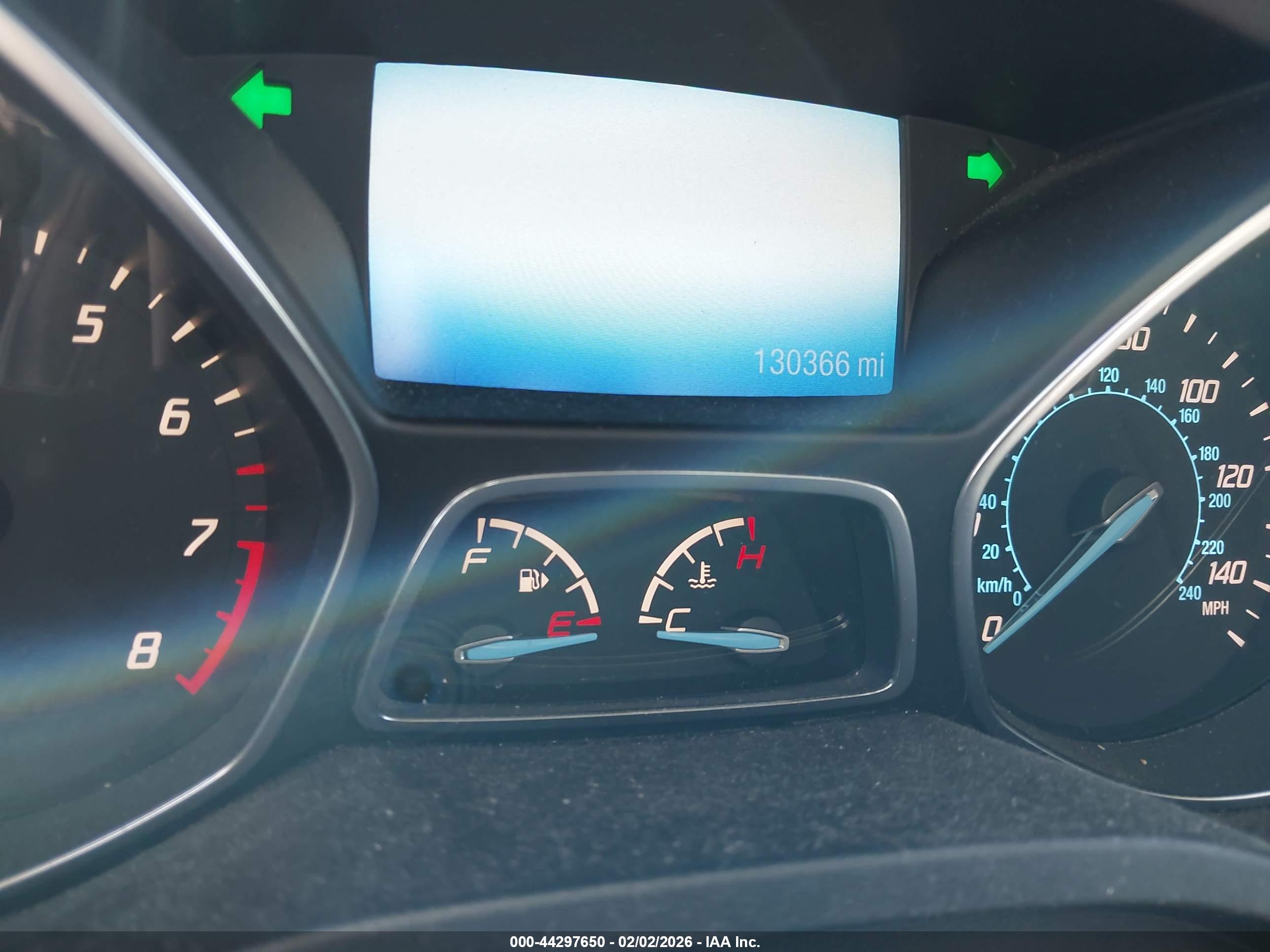 FORD ESCAPE image 7